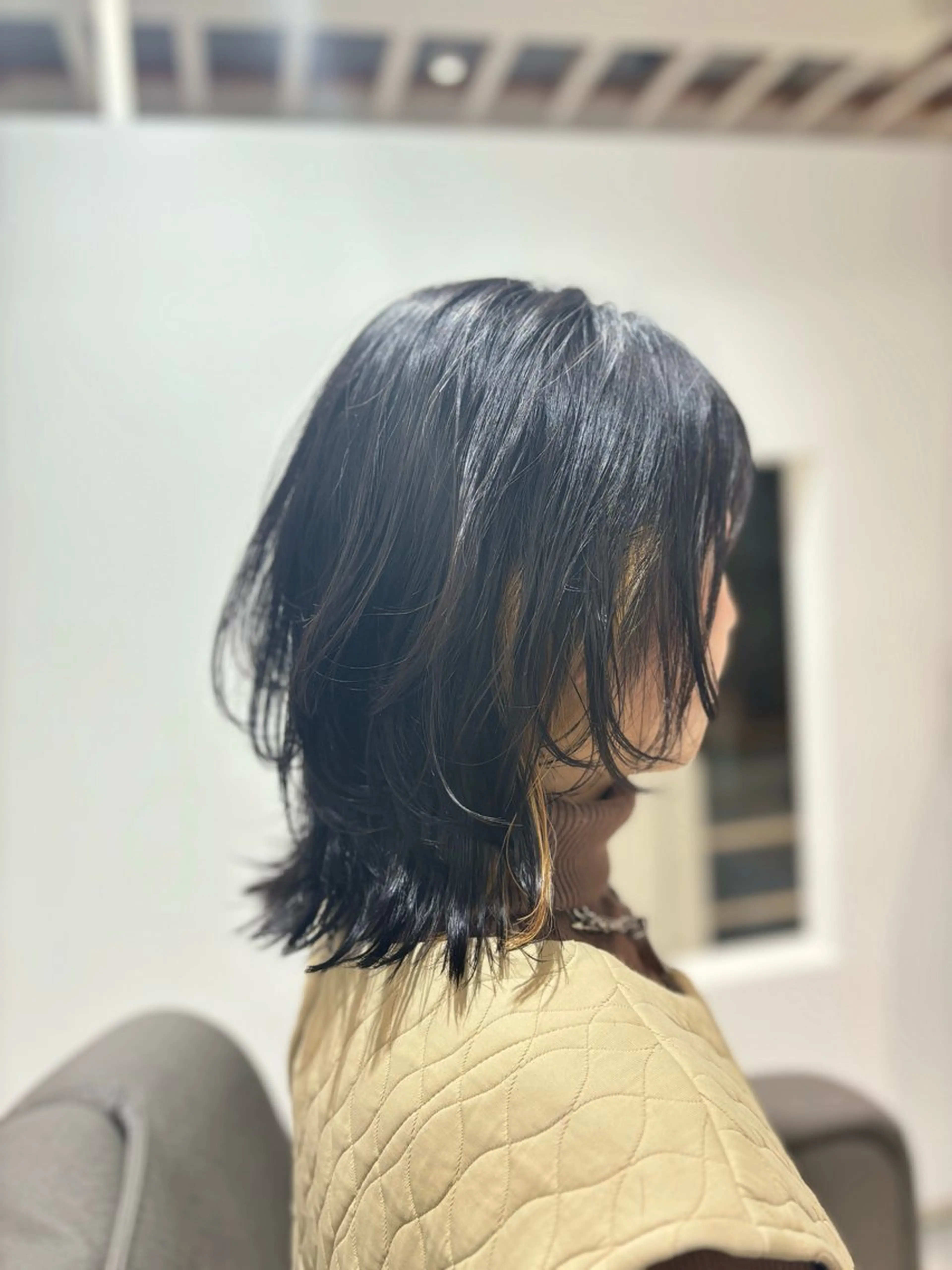 ミディアム カット トリートメント 白土 さくらのヘアスタイル