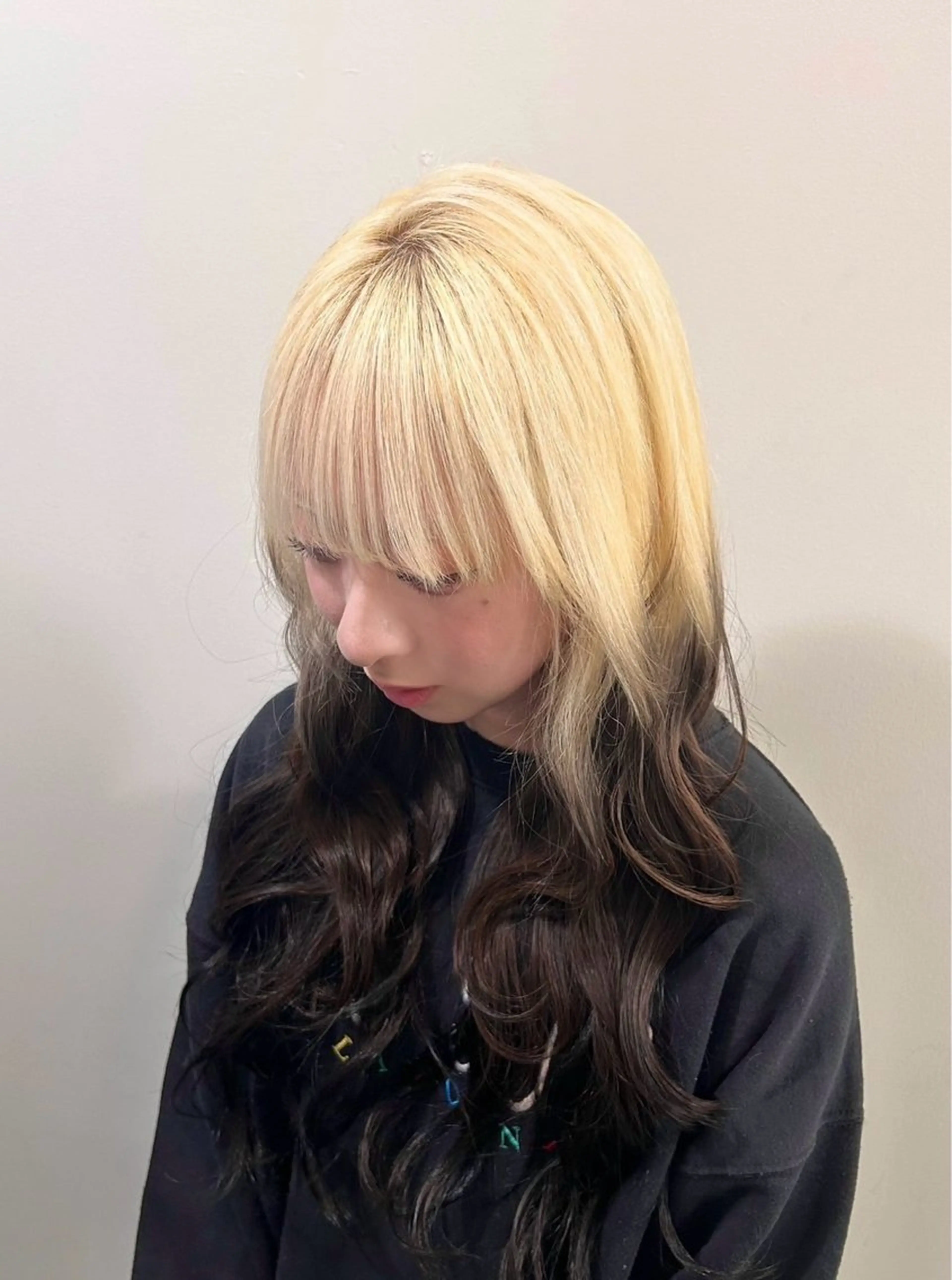 ロング カラー ヘアカラー 木藤 優杏のヘアスタイル