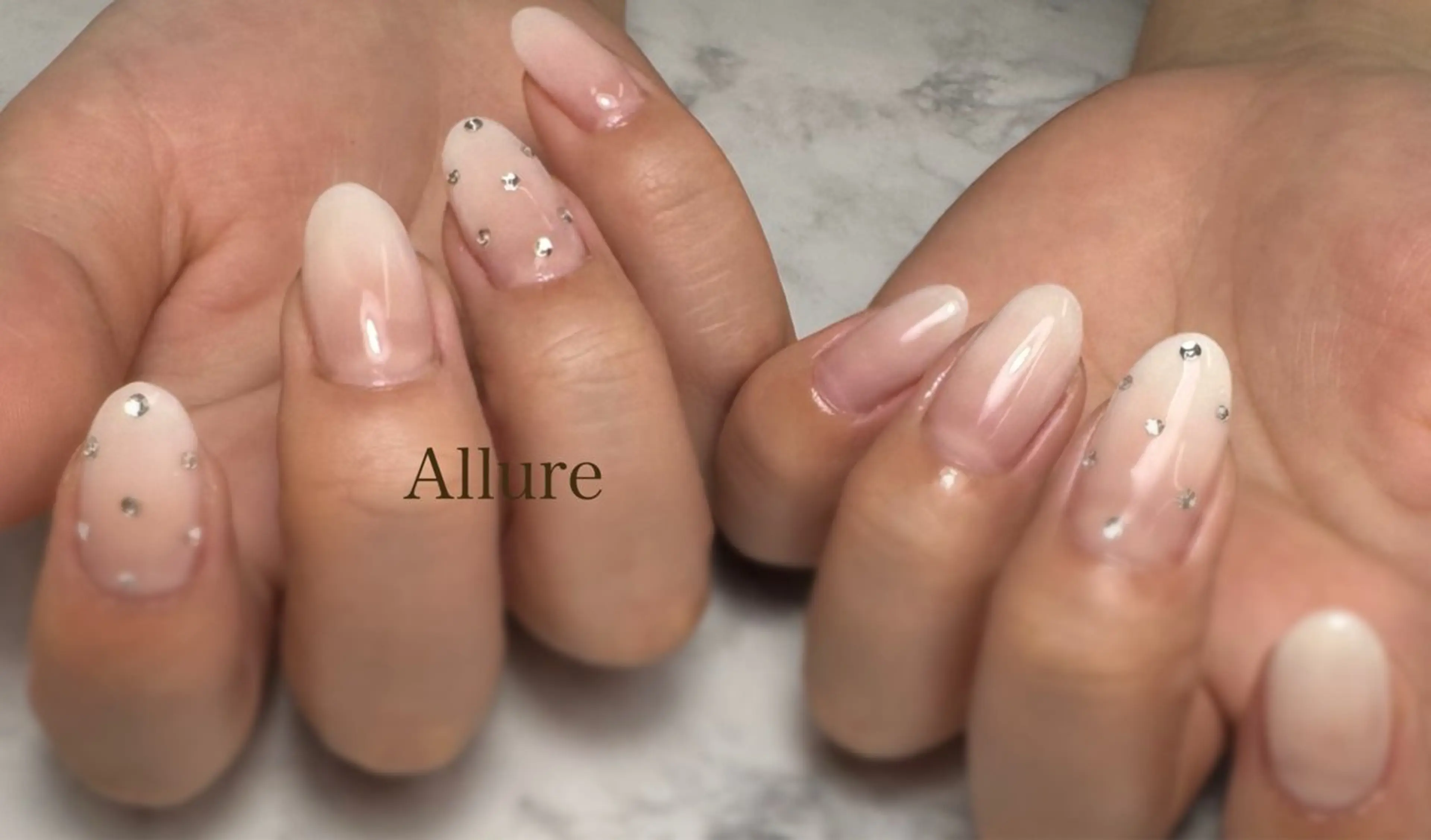ネイル Allure Yuuのネイルデザイン