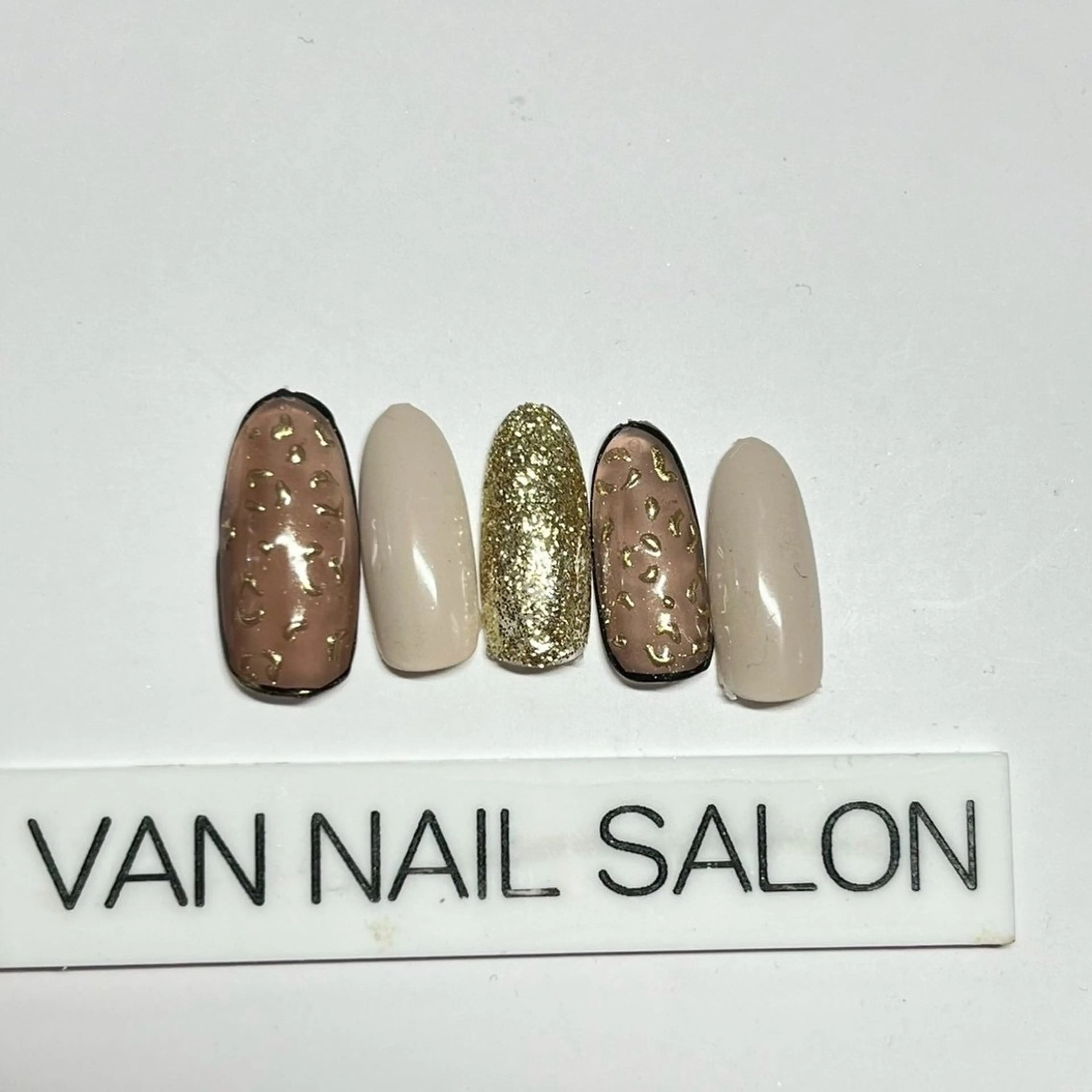 ネイル Van Nail Salonのネイルデザイン