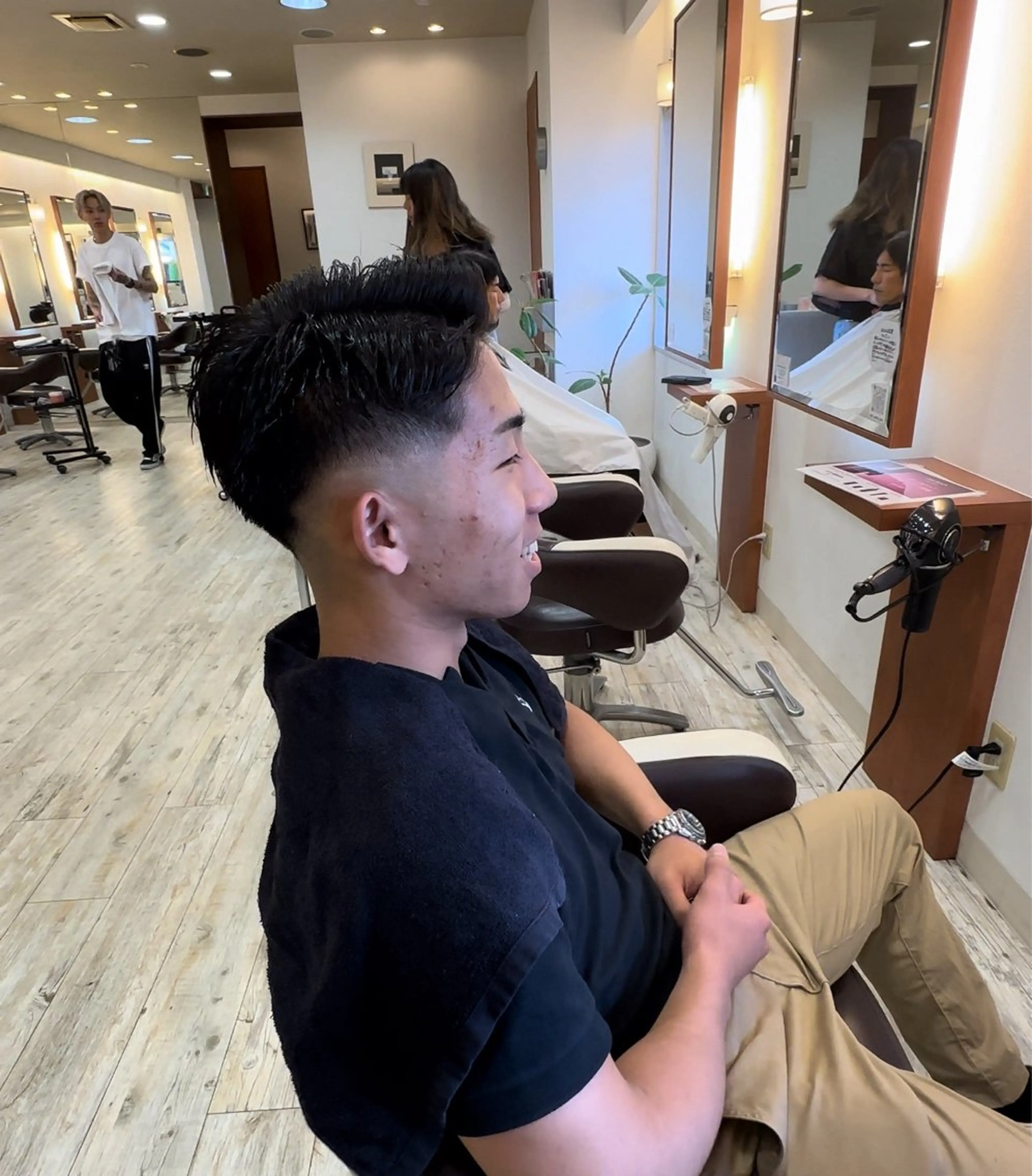 ショート 大前 吏央のヘアスタイル