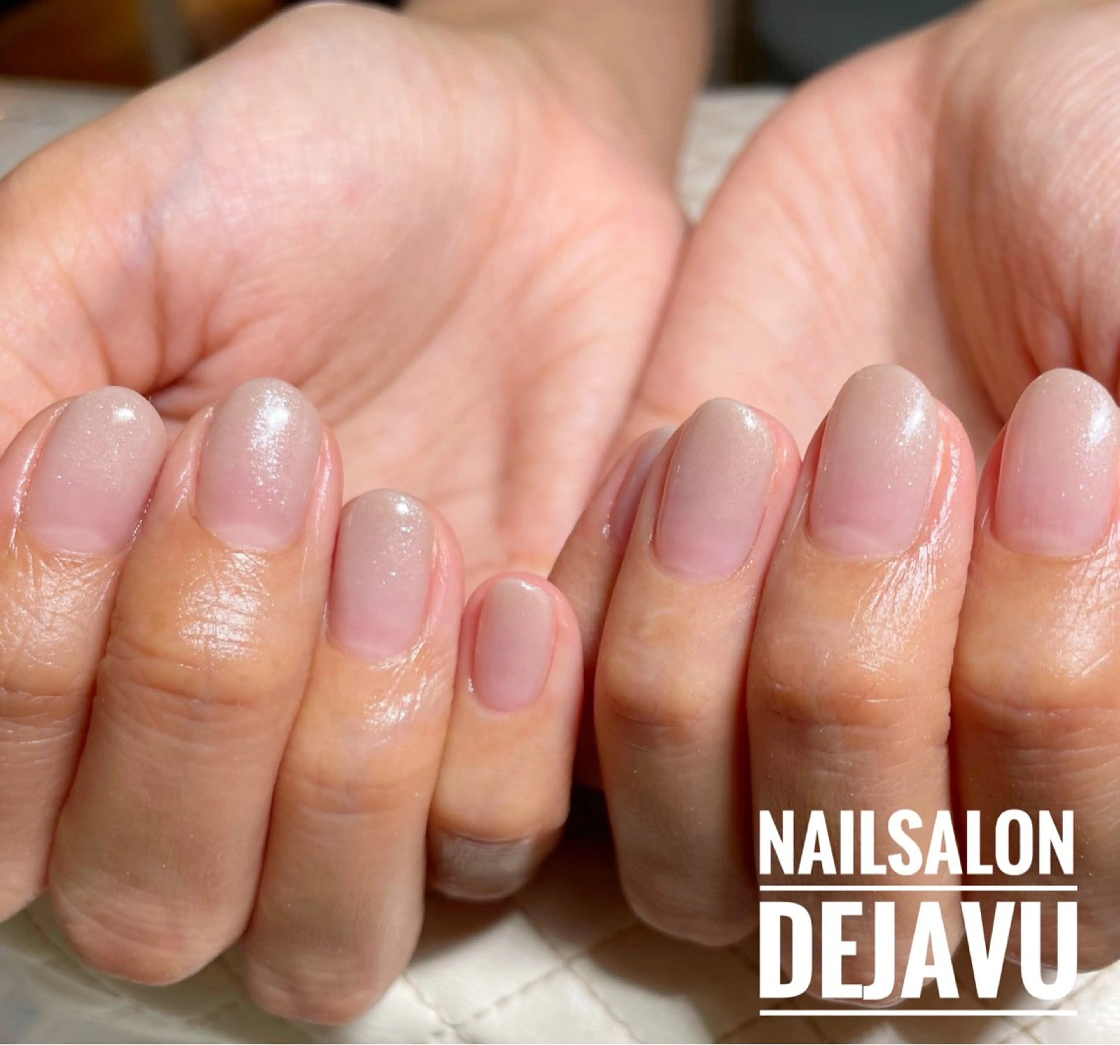 ネイル グラデーション ハンドネイル Nail salon Dejavu 🌿のネイルデザイン