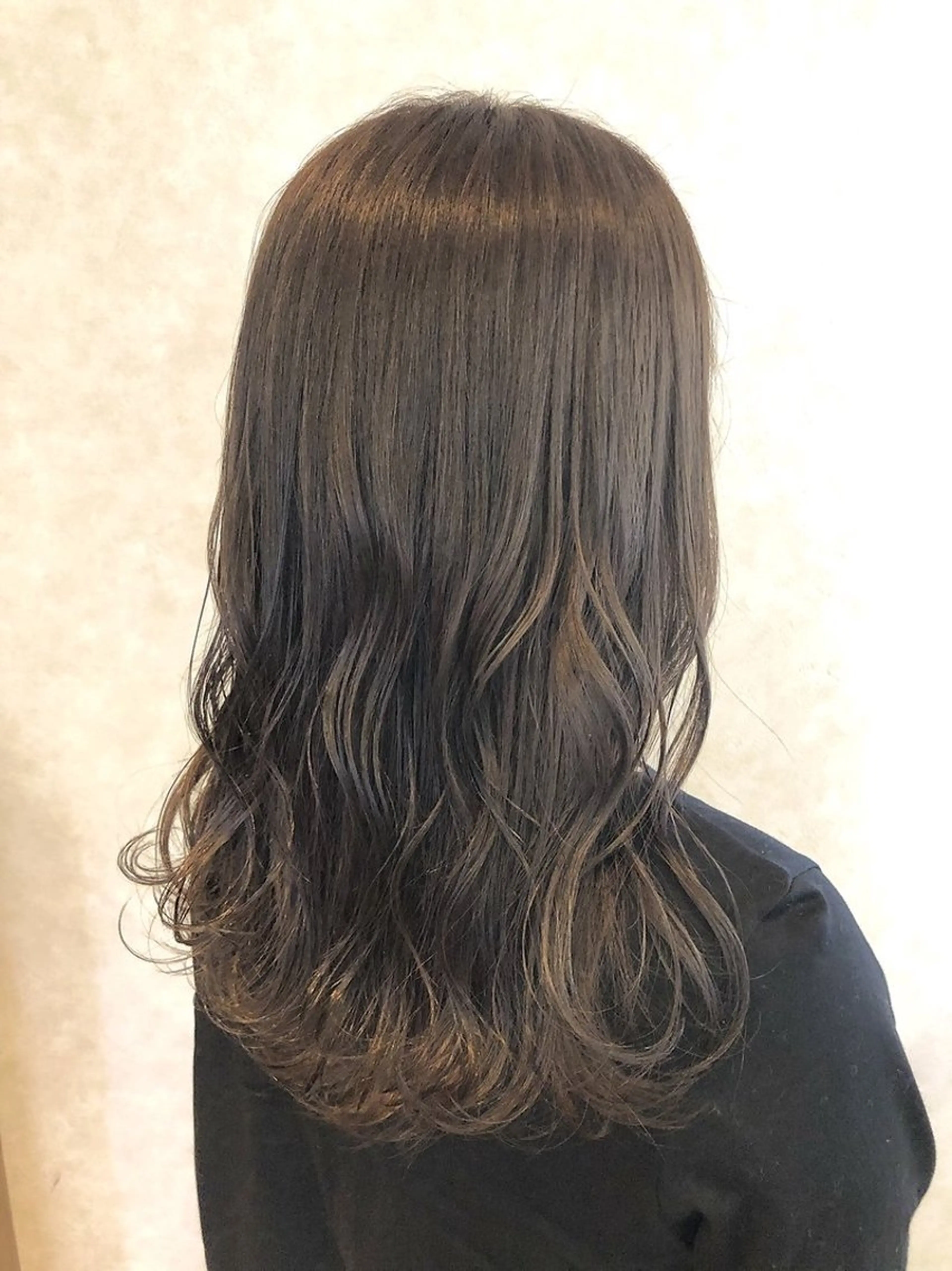 ロング カット ヘアカラー 宮木 海斗のヘアスタイル