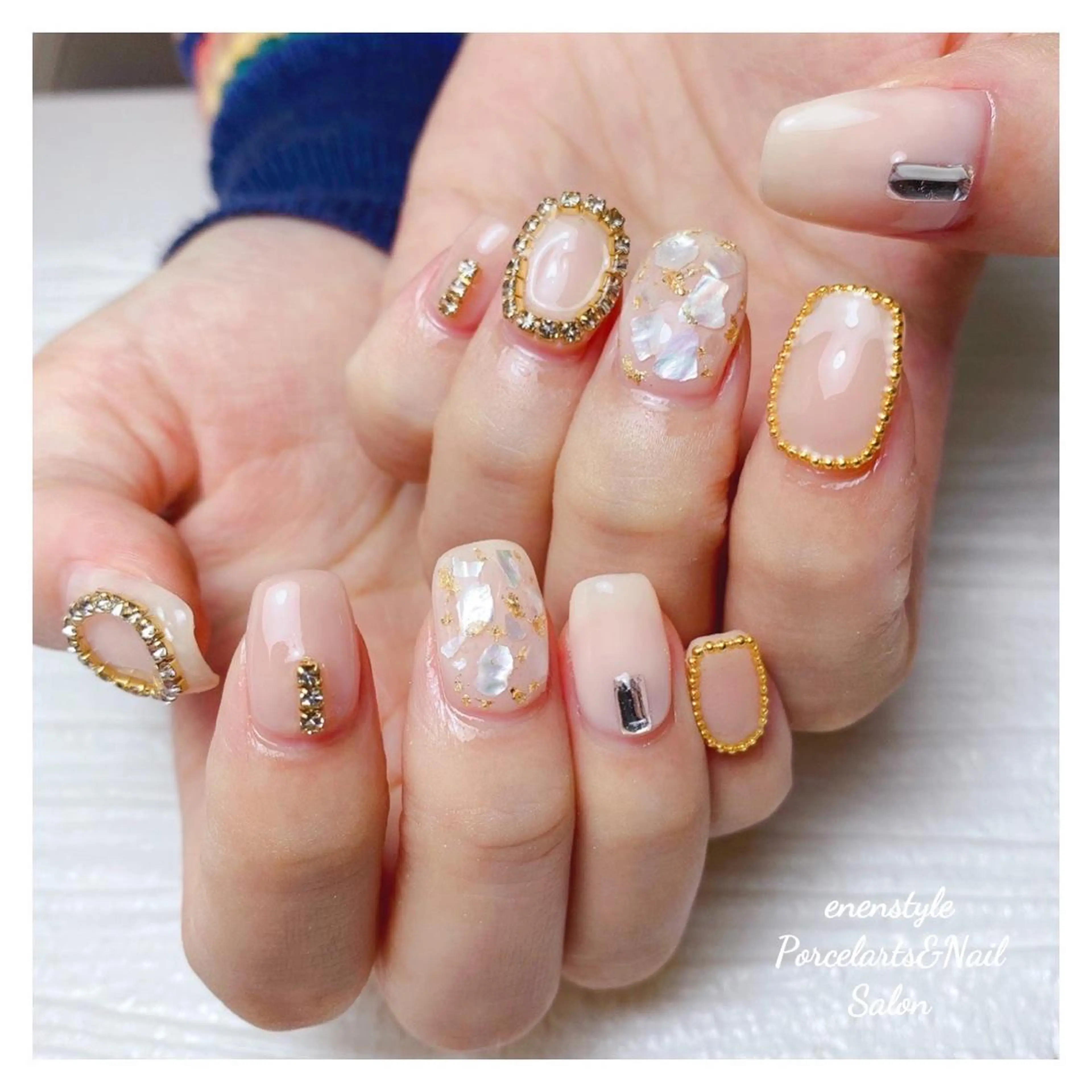 ミディアム ネイル 👑enen style👑のネイルデザイン