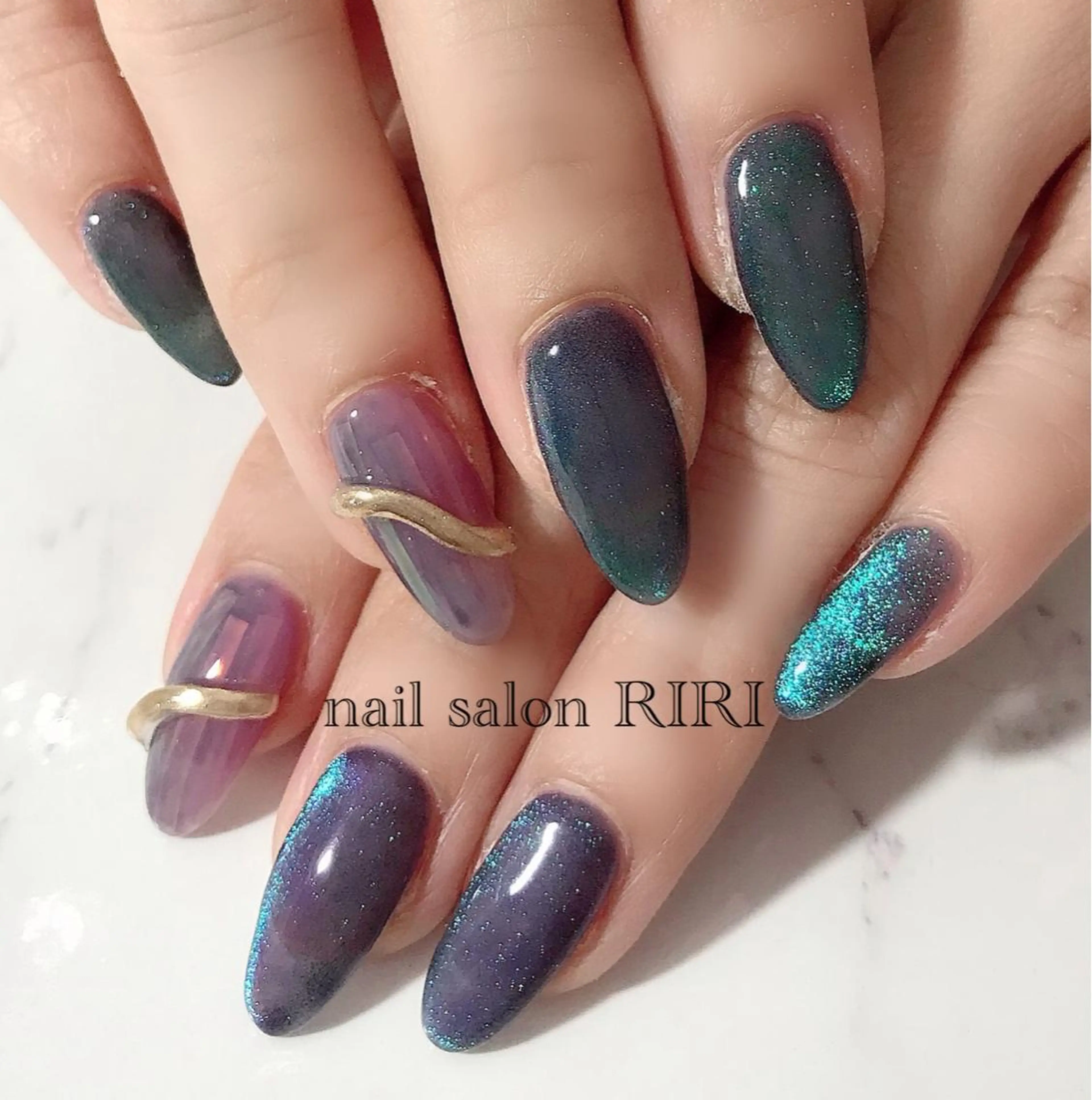 ネイル アートネイル マグネットネイル RIRI リリのネイルデザイン