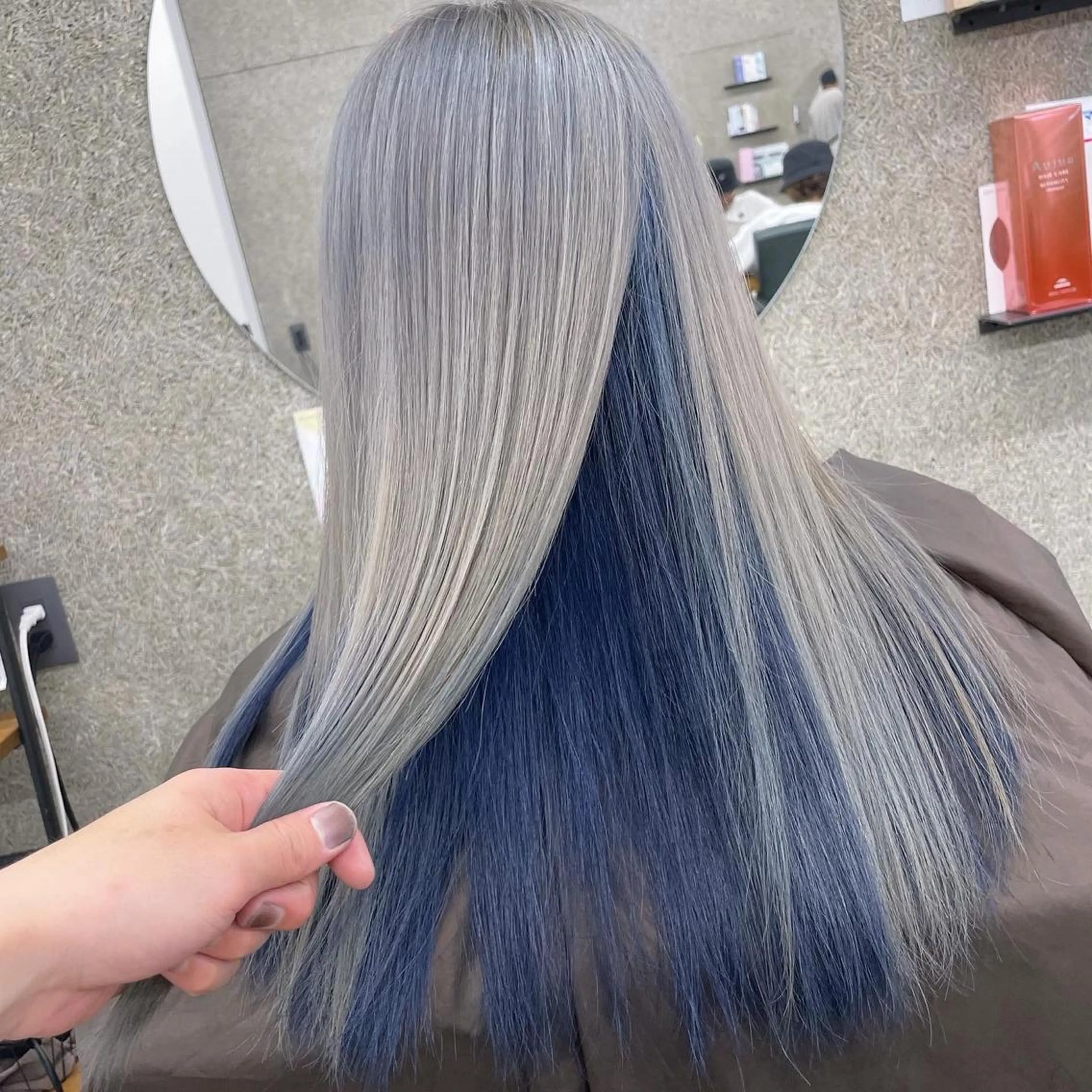 セミロング カラー Lull1人美容室 バレイヤージュのヘアスタイル