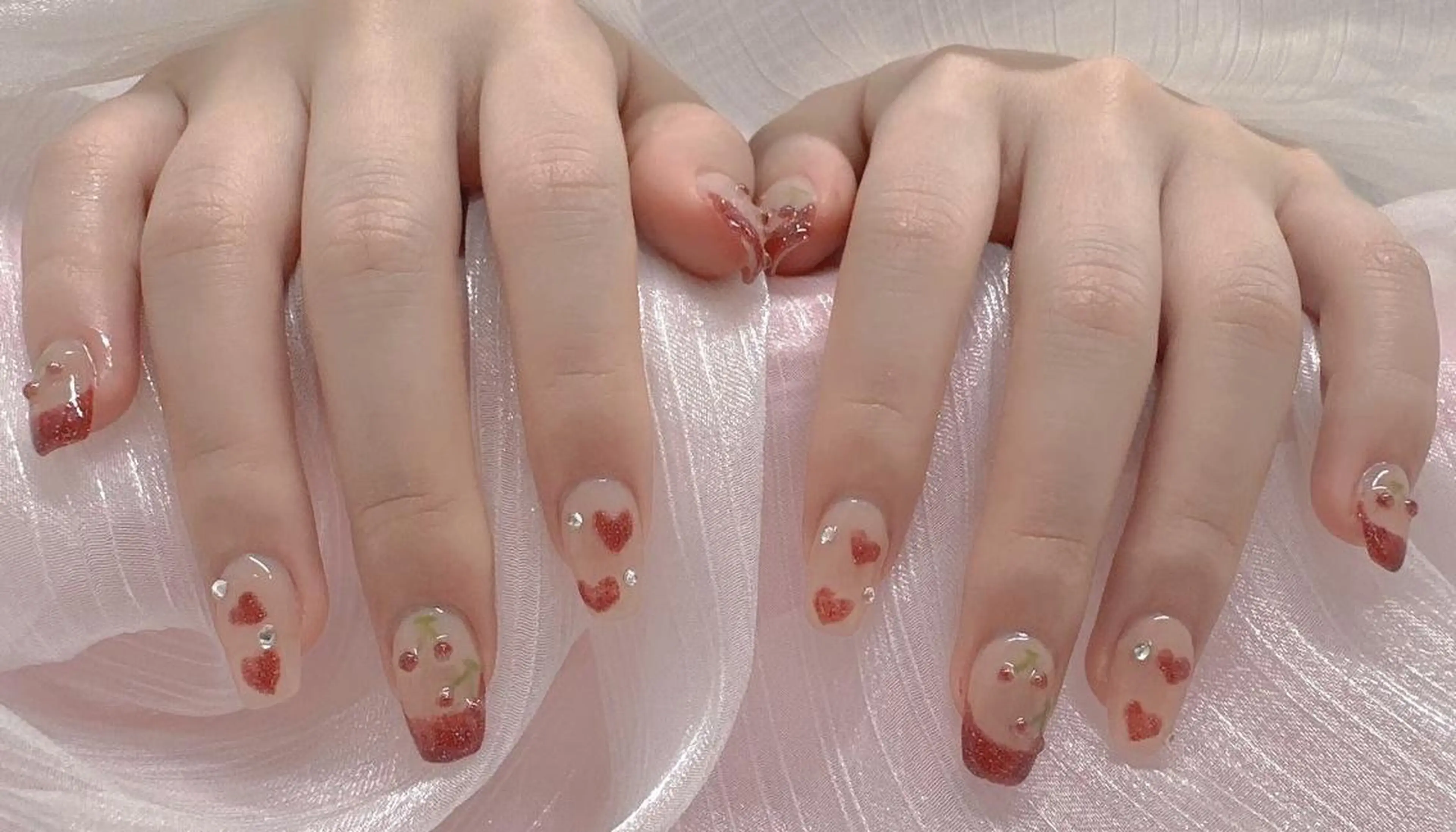 ネイル VIVIAN リサのネイルデザイン