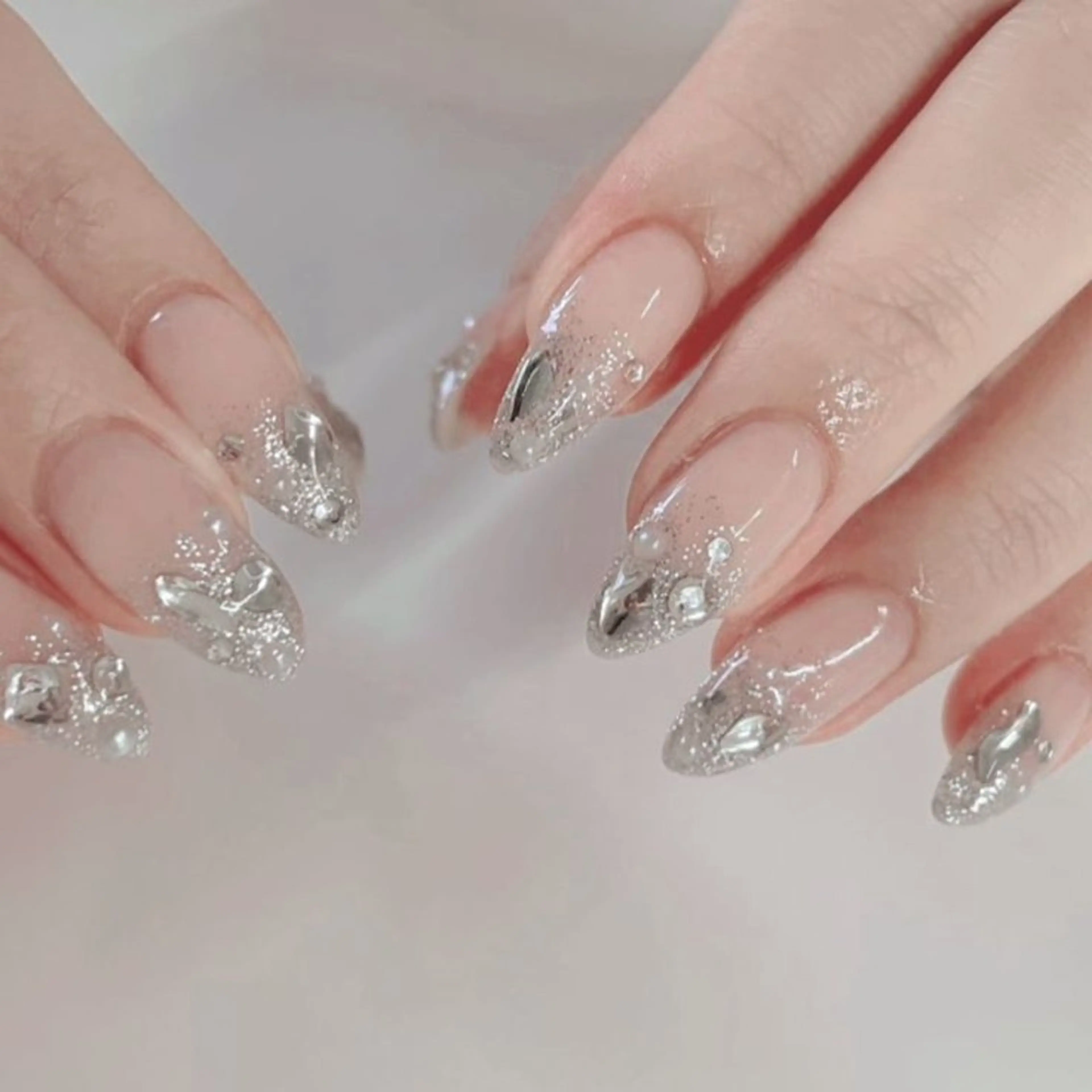ネイル Fiore nail🪽✨のネイルデザイン