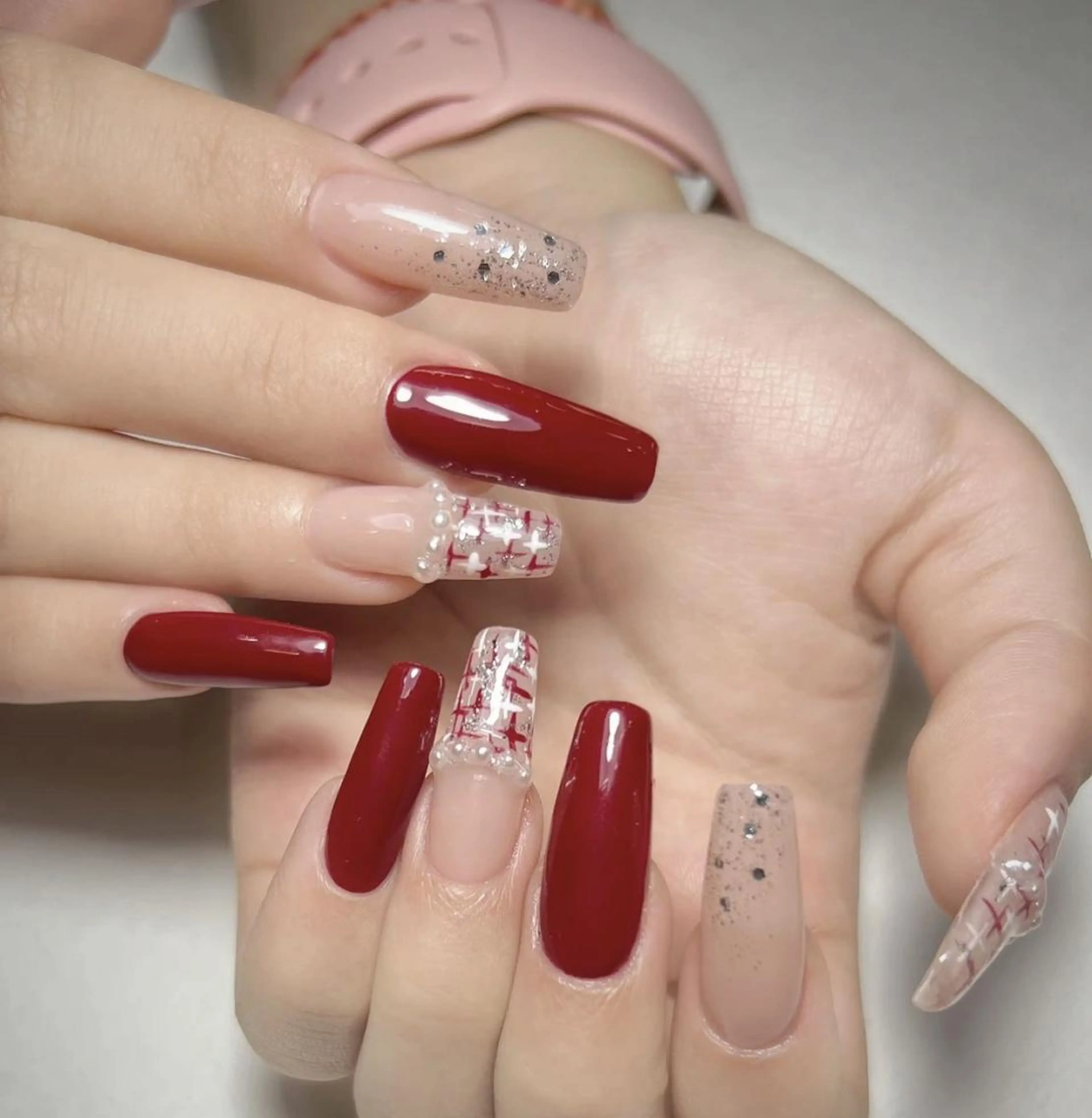 ネイル アートネイル 長さ出し ネイルチップ Queens マオのネイルデザイン