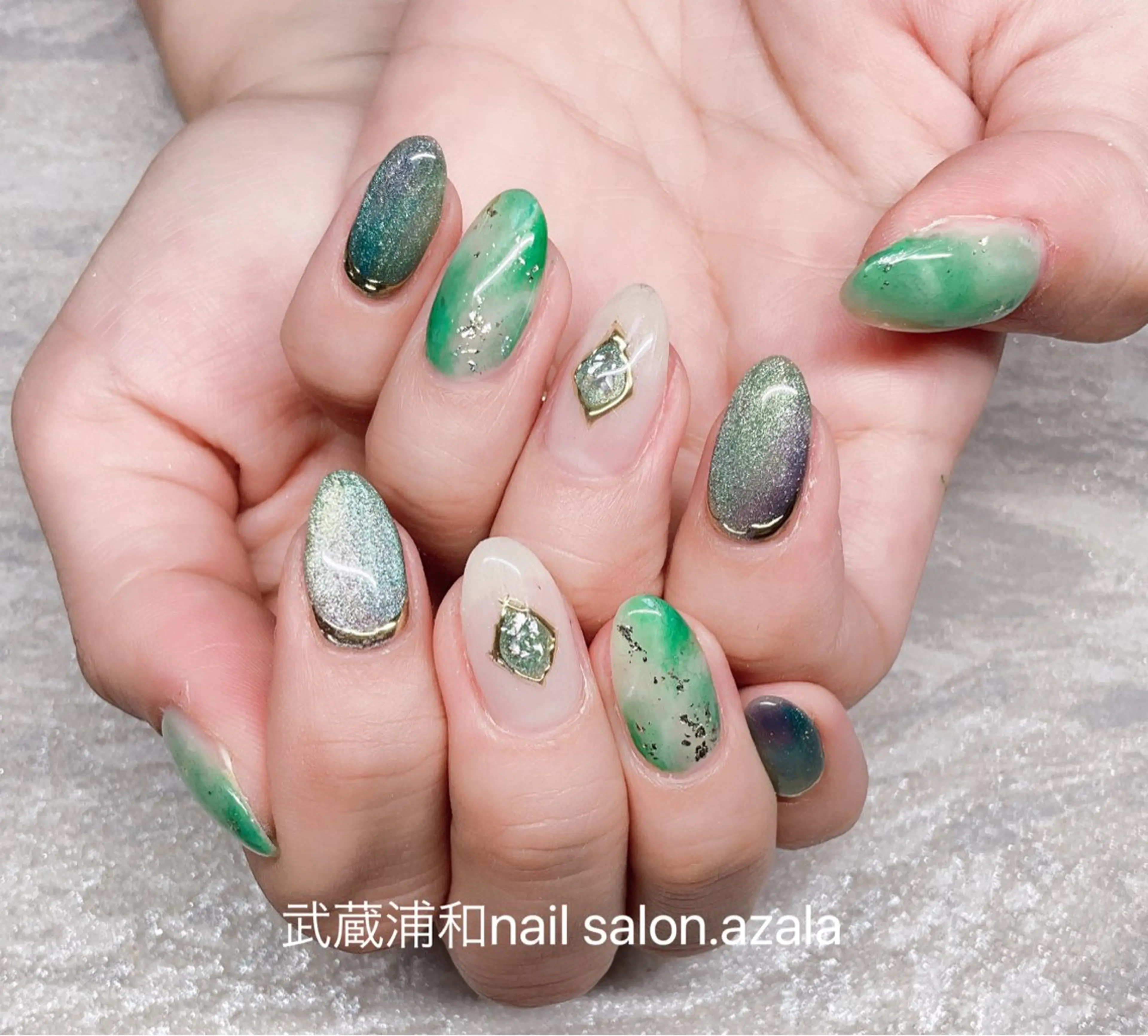 ネイル ハンドネイル R inのネイルデザイン