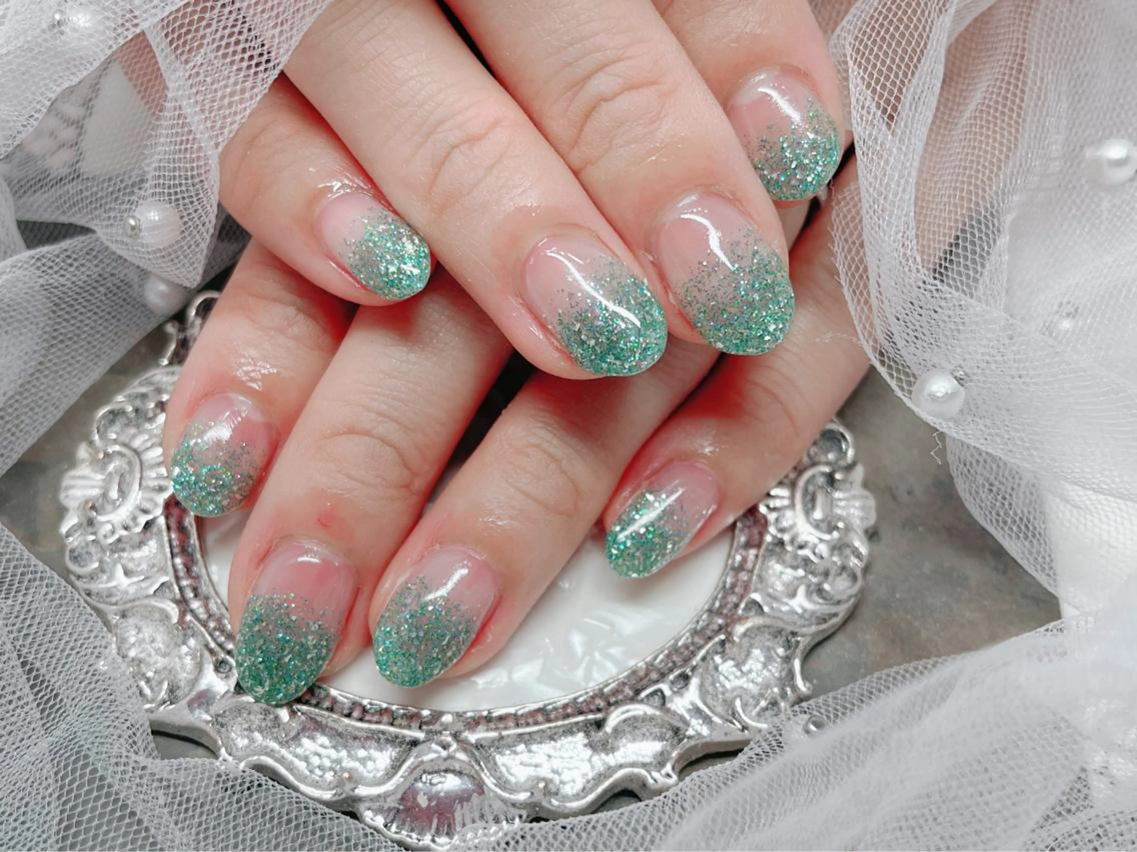 ネイル ハンドネイル マジック ミラーのネイルデザイン