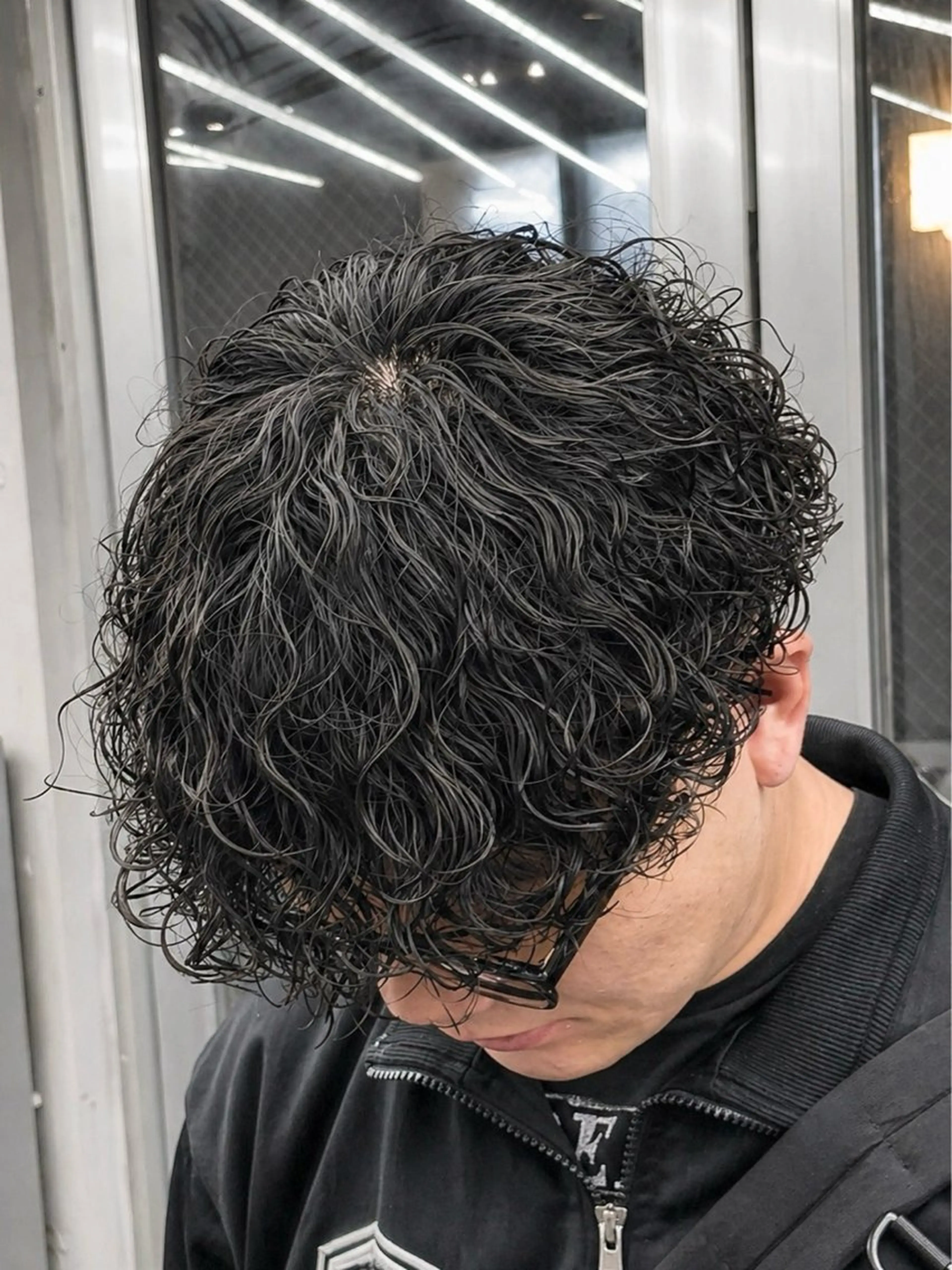 パーマ メンズ メンズパーマ 波巻きパーマ カット パーマ トリートメント 🔱OVARL🔱 メンズパーマ/たいがのヘアスタイル