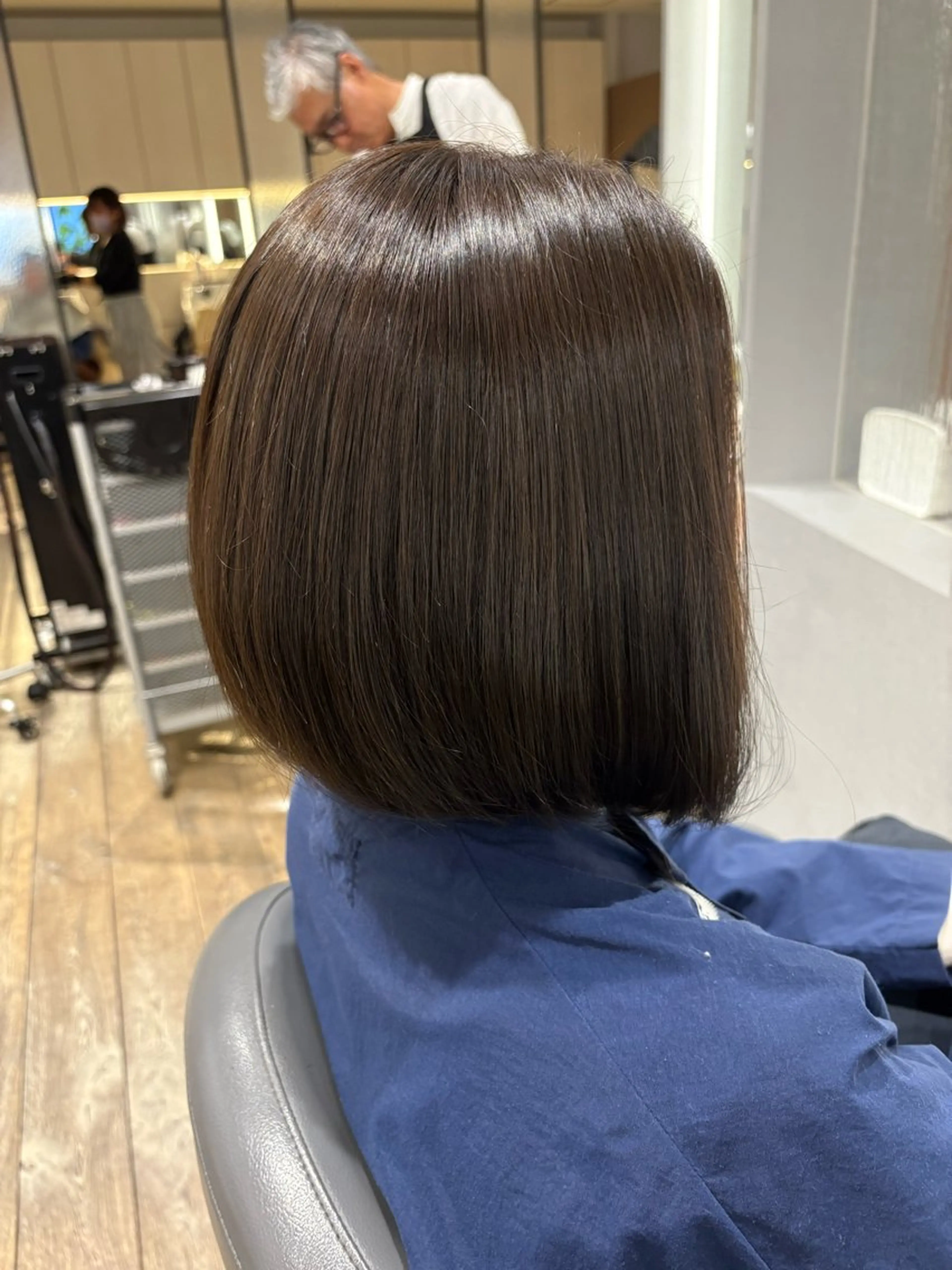 ショート カラー カット ヘアカラー トリートメント 白髪ぼかし大人メンズ 根本零のヘアスタイル