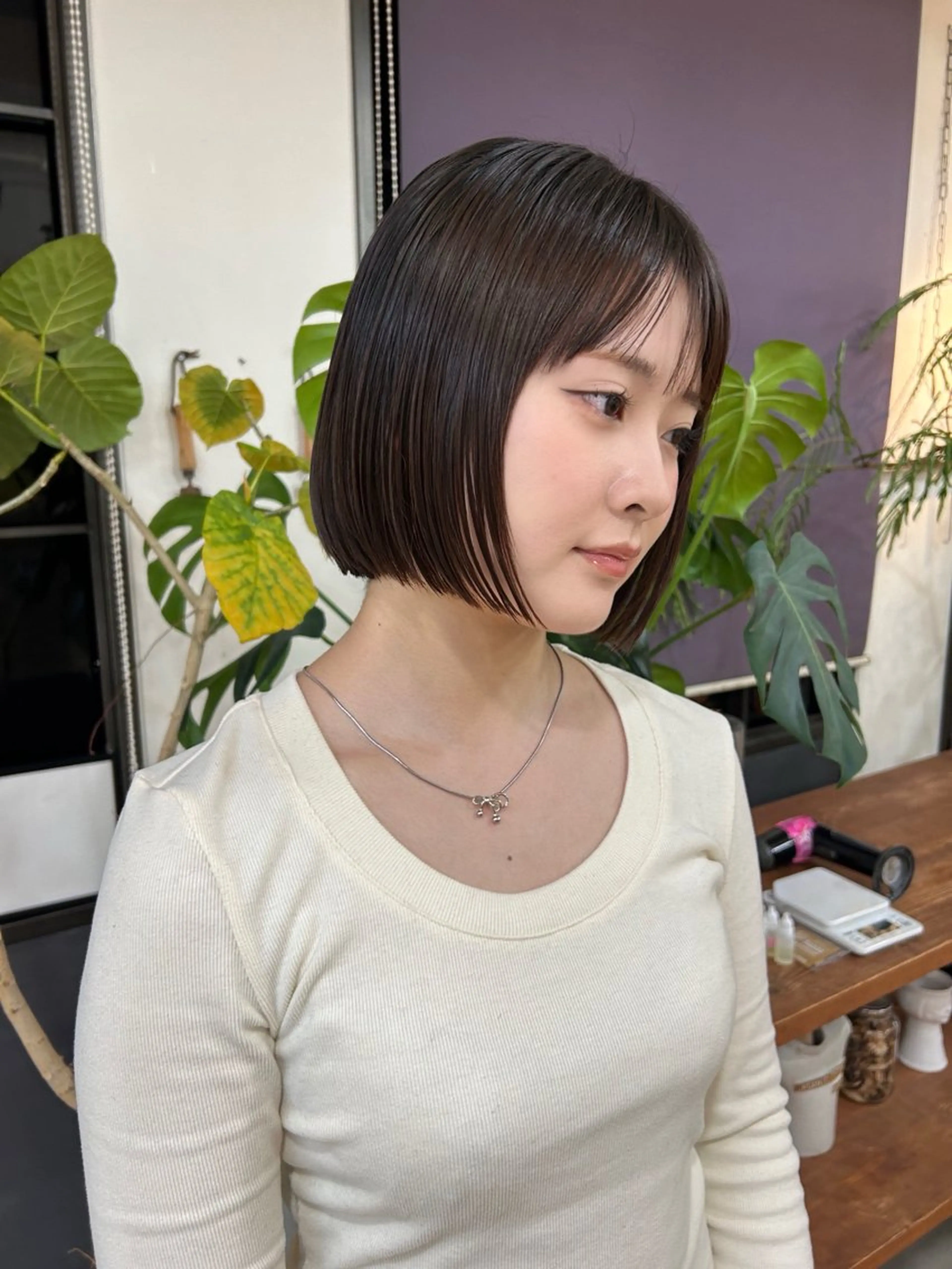 ショート ボブ SUNSUNSUN 斎藤天海のヘアスタイル