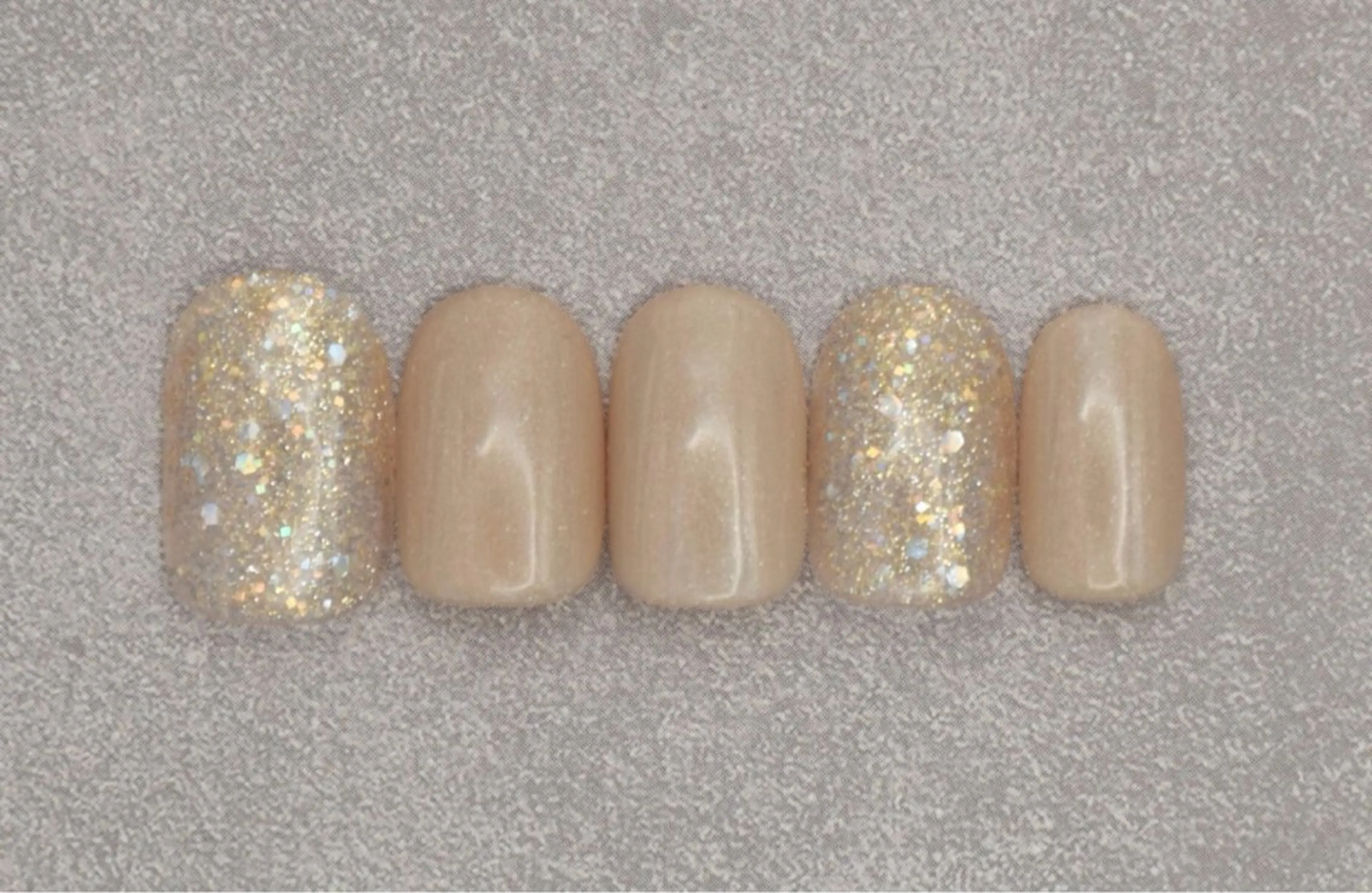 ネイル ゆら 練習生💅🏻のネイルデザイン