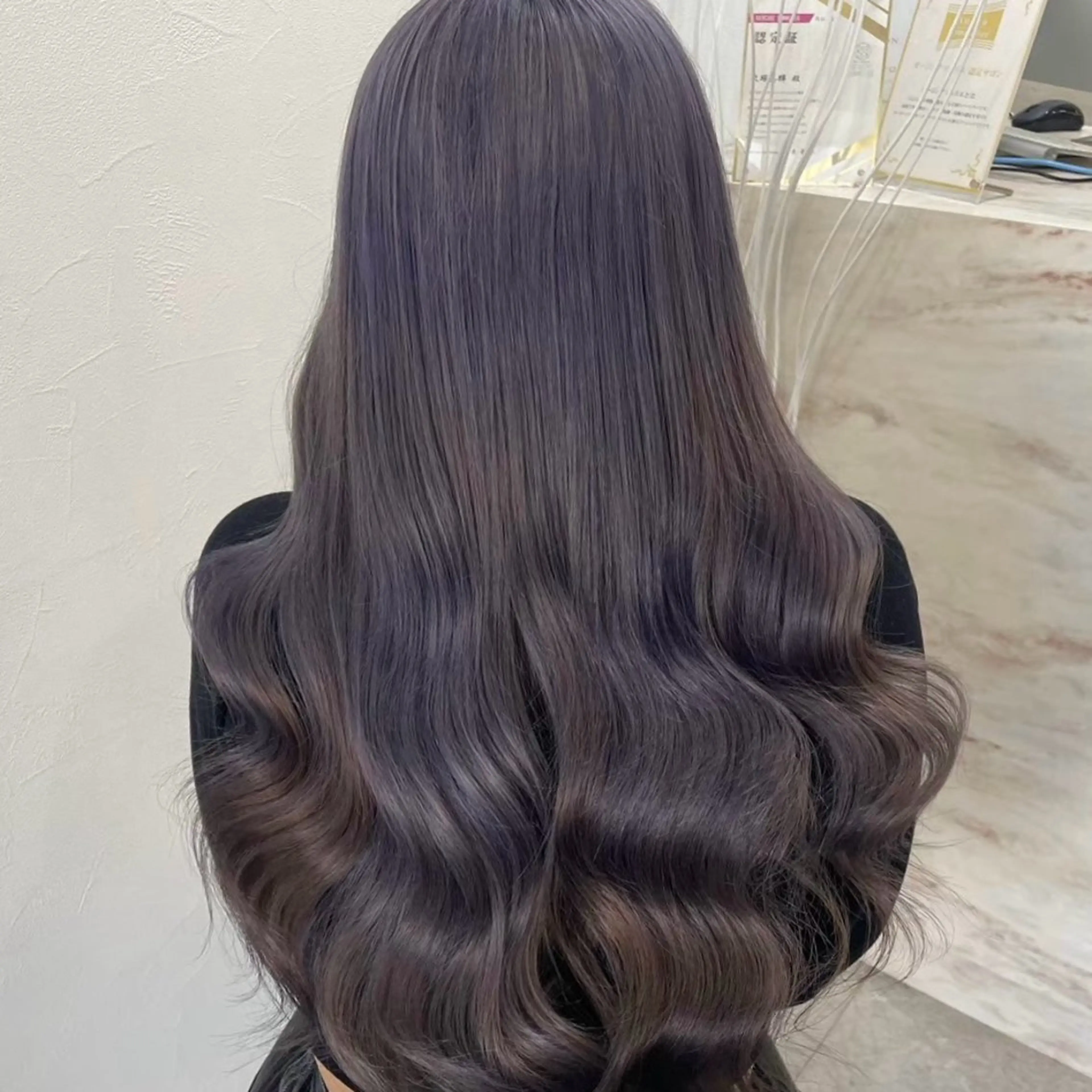 ロング カラー ラベンダーカラー ヘアカラー トリートメント 🦋Yui🦋透明感 /ベージュ/Wカラーのヘアスタイル
