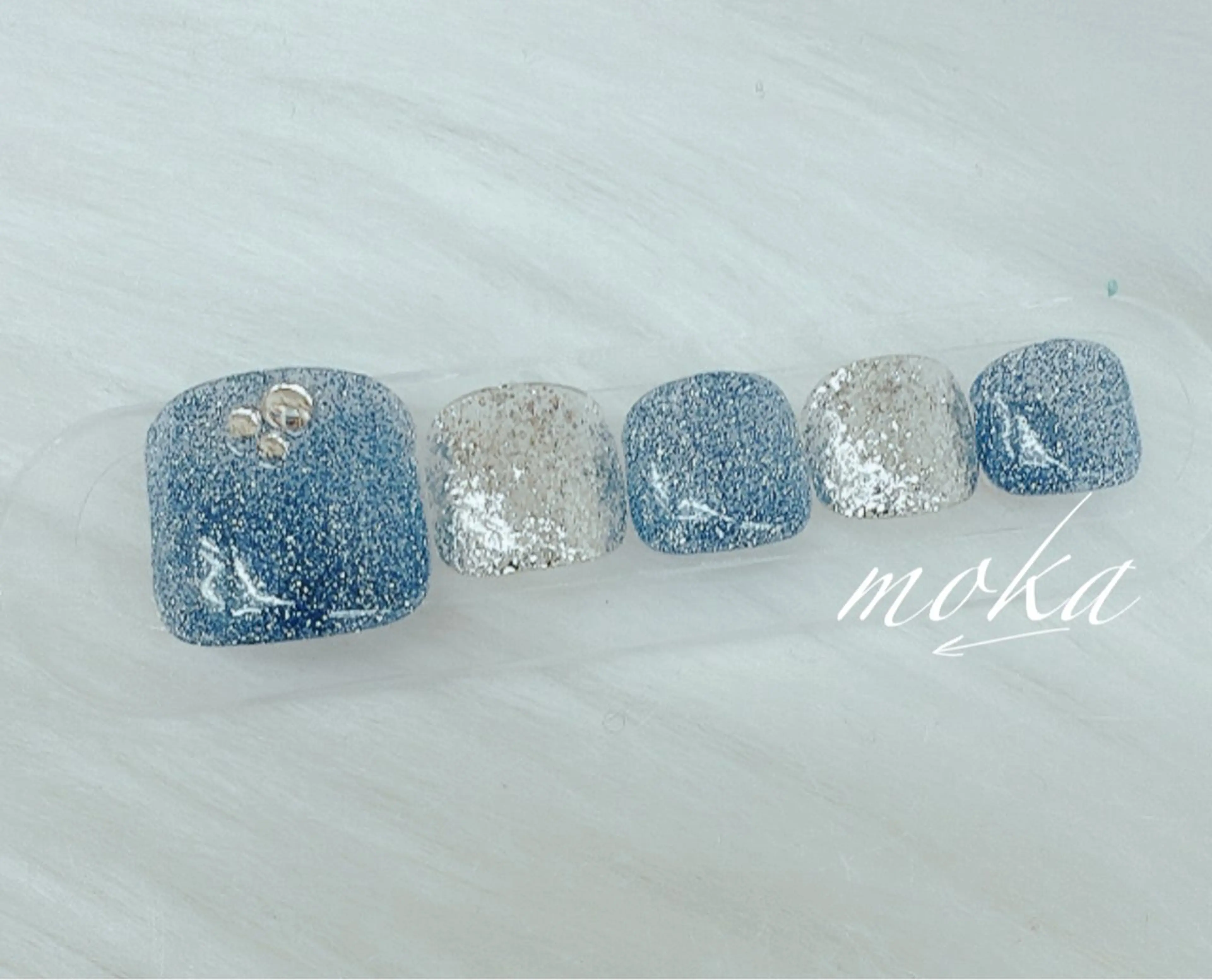 ネイル フットネイル 胡蝶蘭レディースサロ ンNailMOKAのネイルデザイン