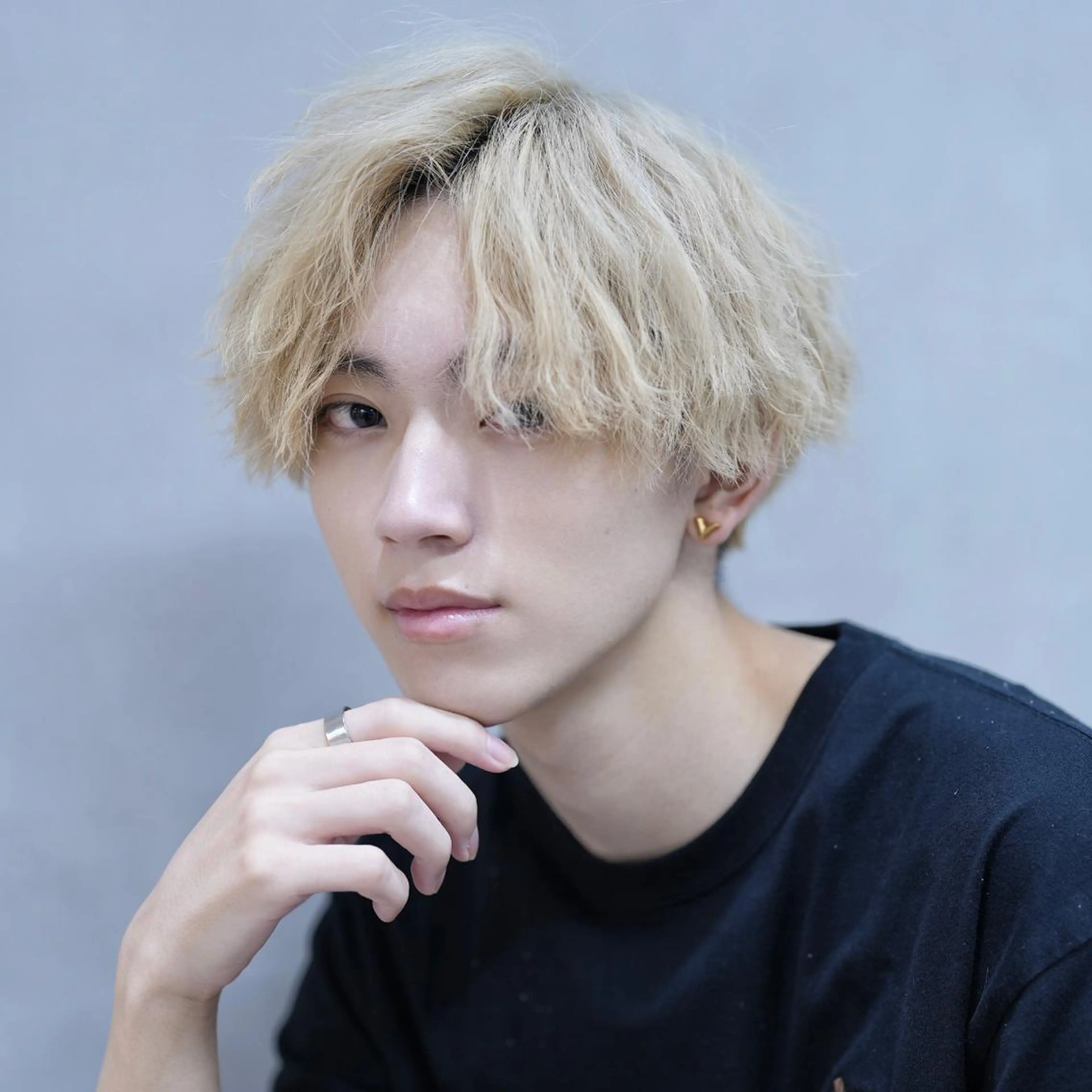 ショート メンズ メンズブリーチ 飯塚 想のヘアスタイル