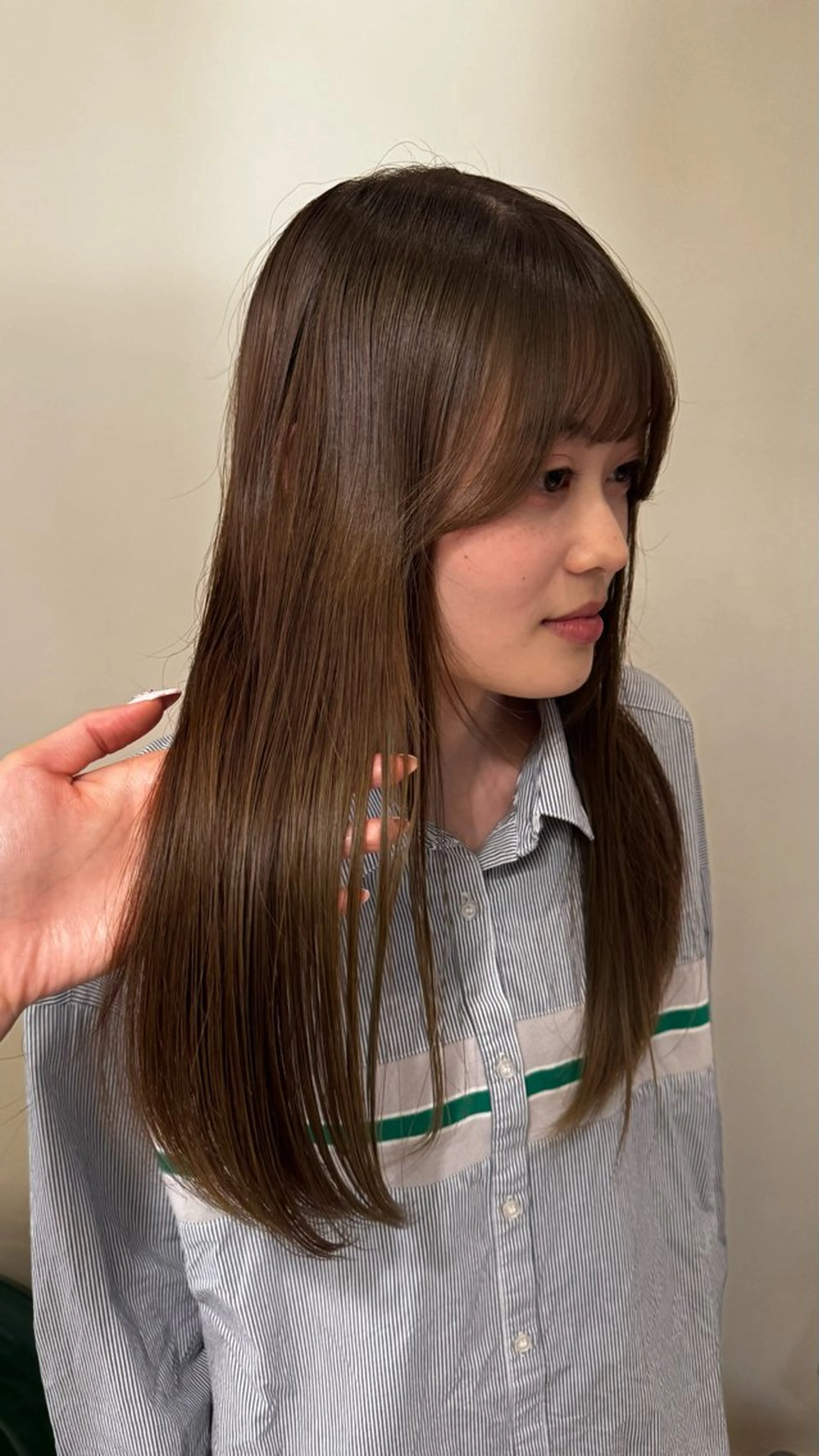 カラー ヘアカラー ピエドプール NINAのヘアスタイル