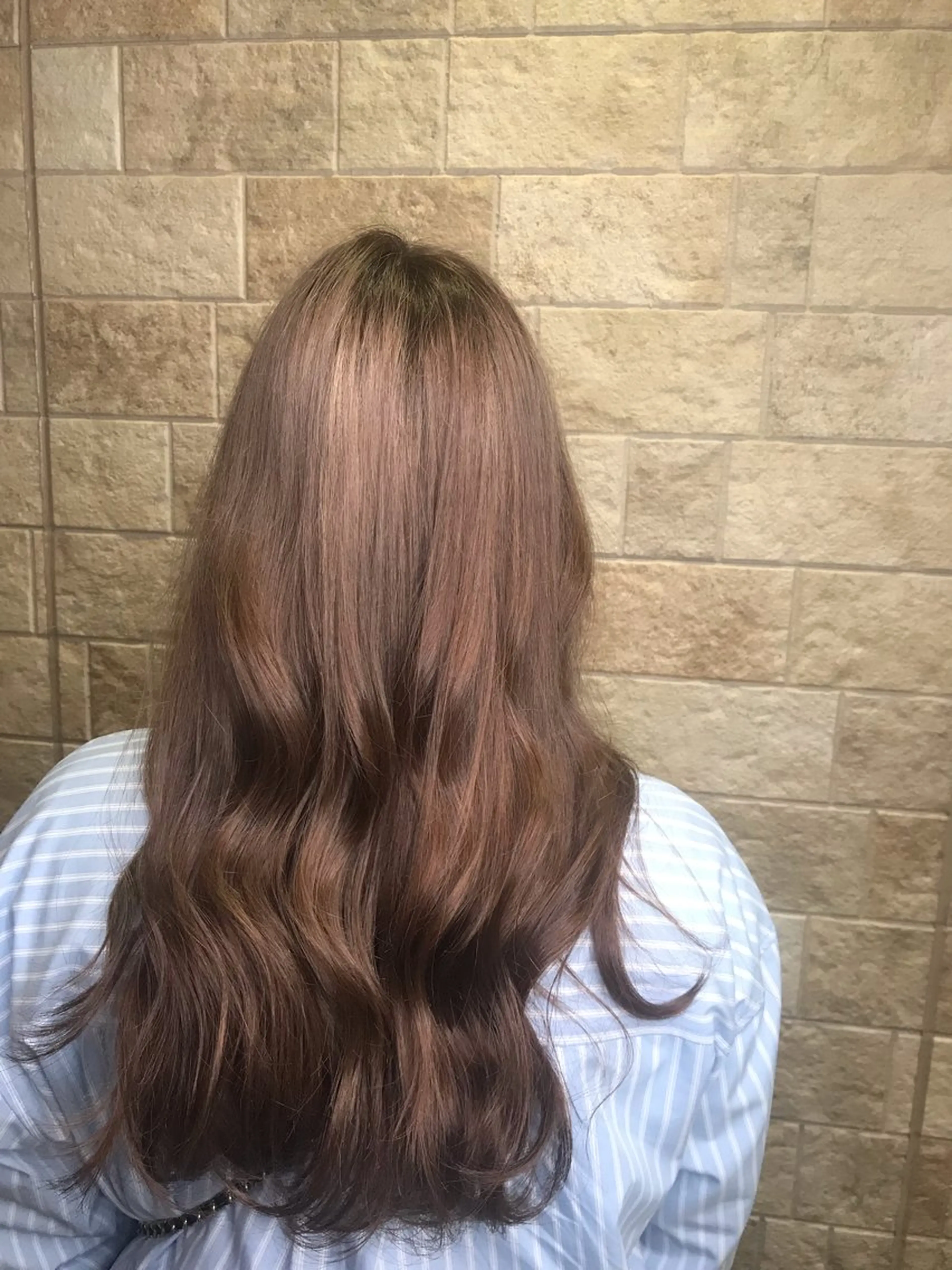 ロング カラー ブリーチ ケアブリーチ 縮毛矯正 SEA BELLE YASUのヘアスタイル