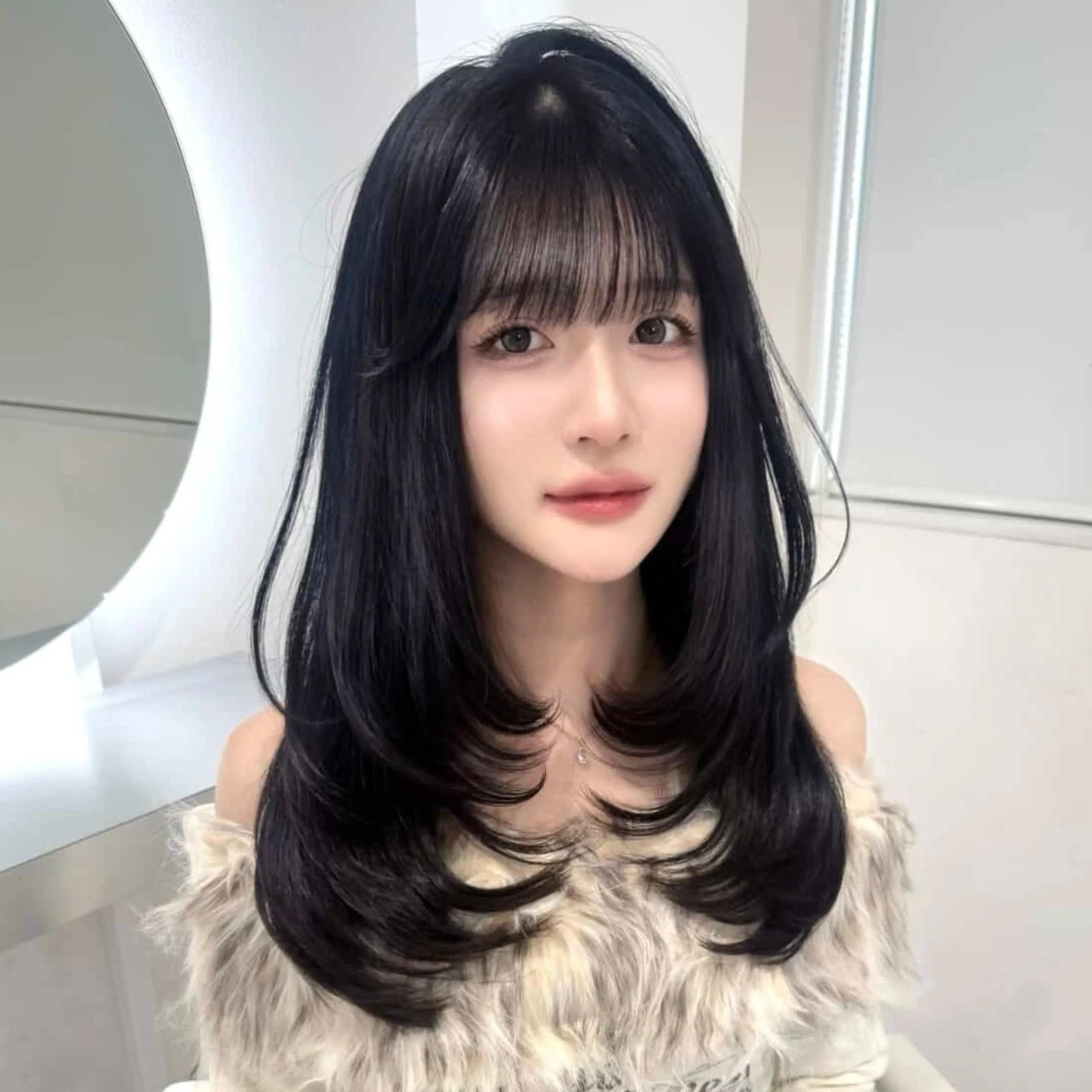 ロング レイヤーカット トリートメント カット ヘアカラー トリートメント yuuka 🖤韓国ヘア🖤のヘアスタイル