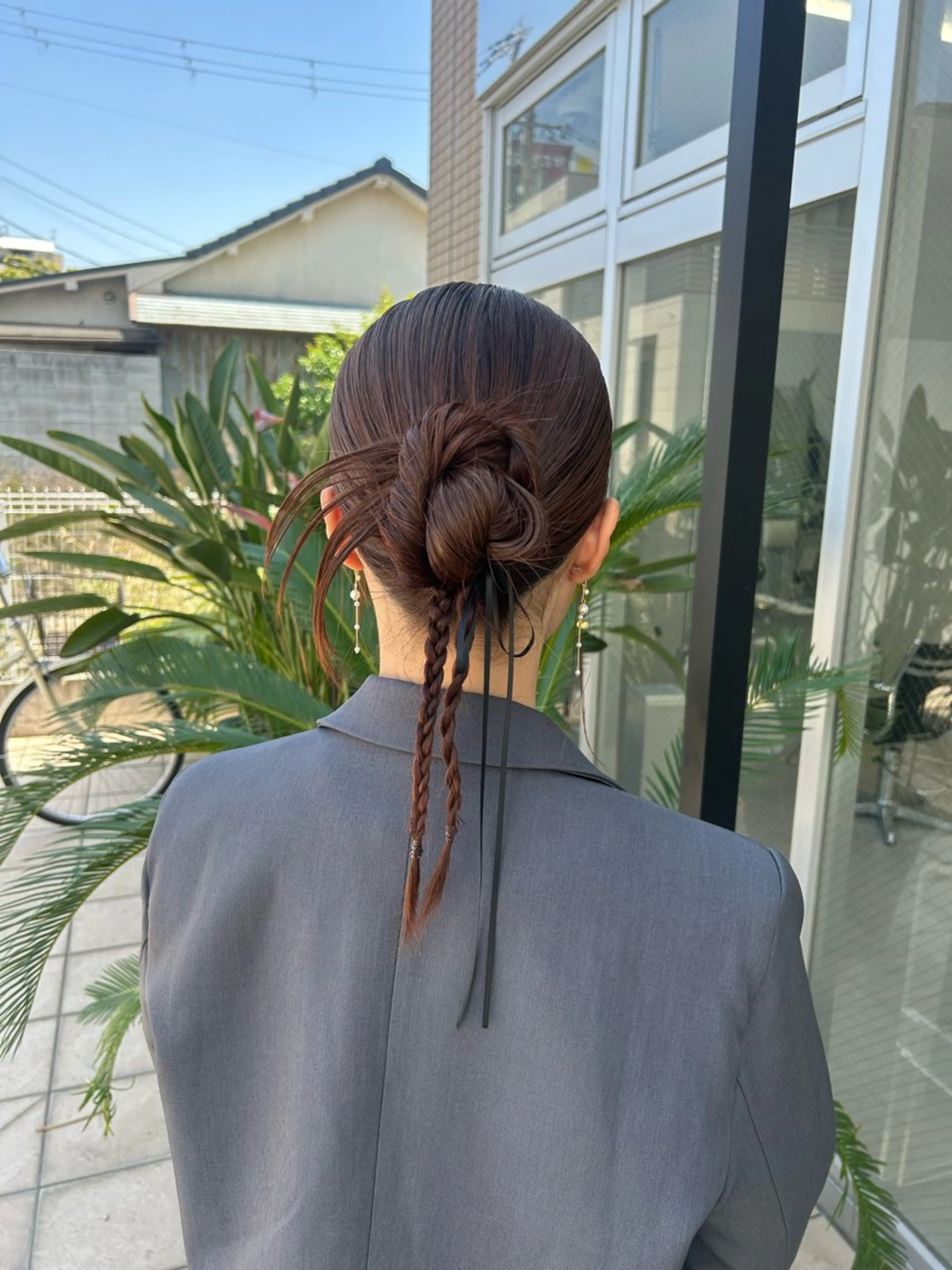 セミロング ヘアアレンジ IO イオリのヘアスタイル