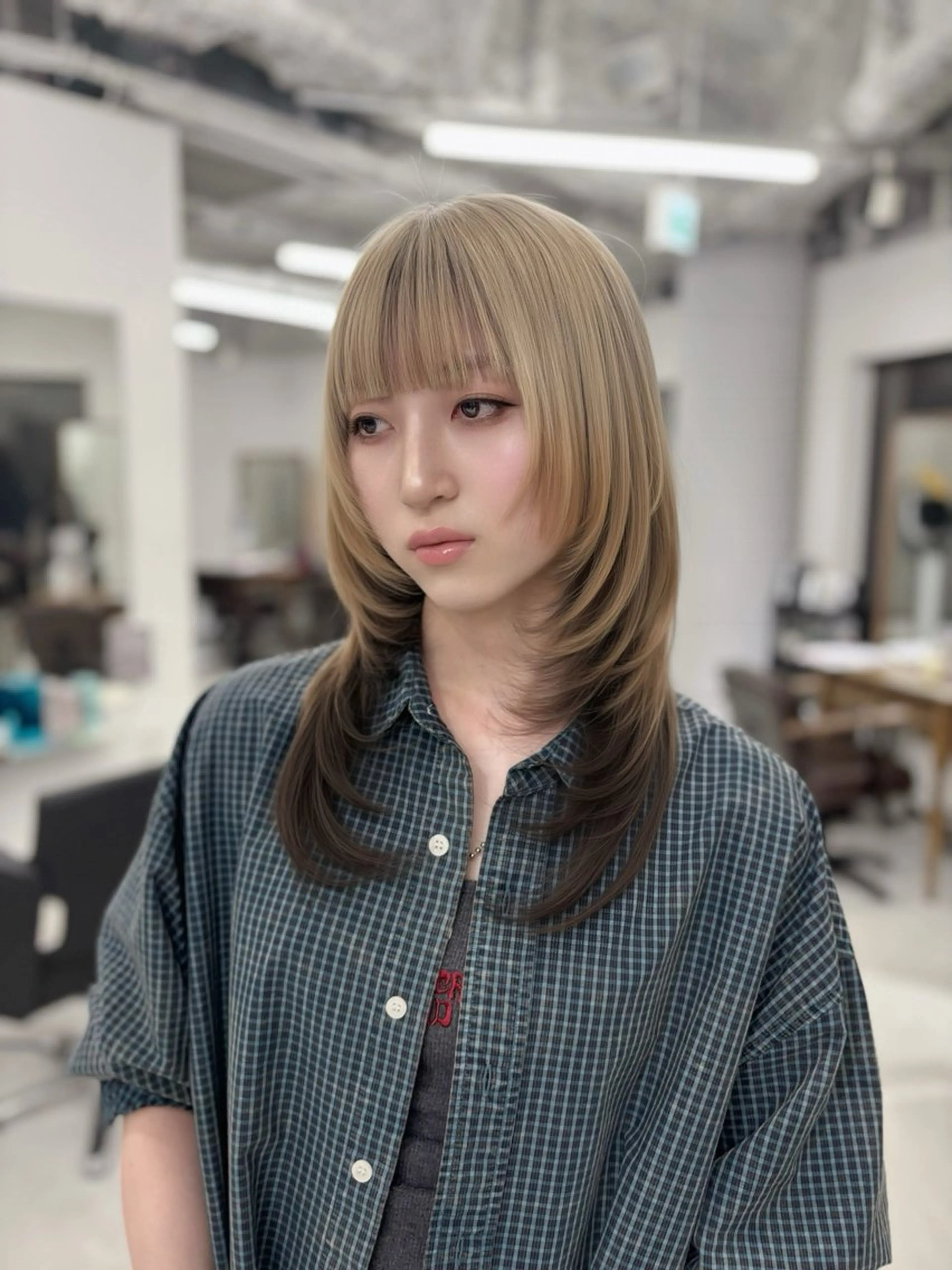 セミロング カット ヘアカラー 赤みなしカラー/梅田 /レイヤー/IORIのヘアスタイル