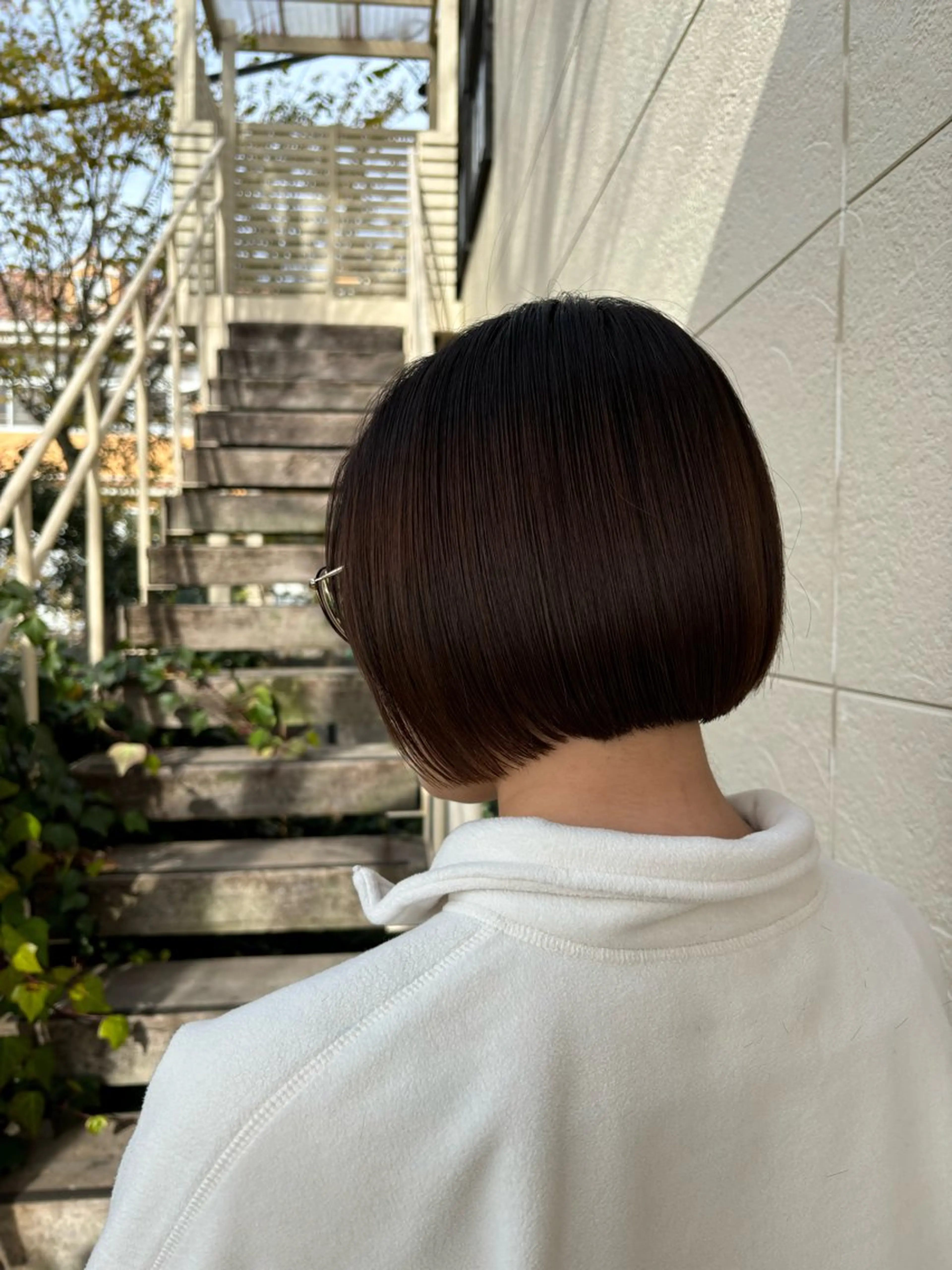 ショート ルプラボウ／艶カラー ／髪質改善／アサミのヘアスタイル