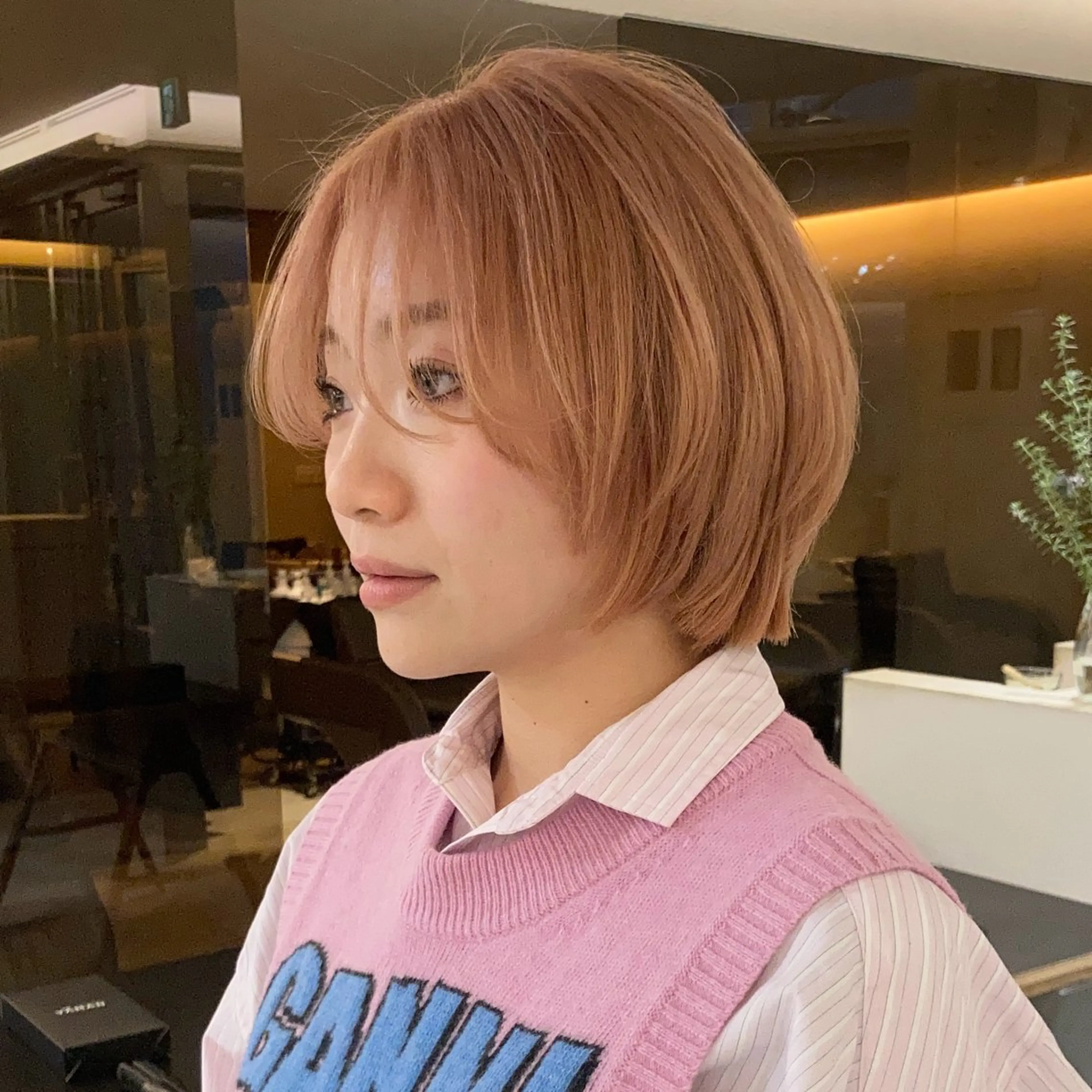 ショート カラー カット ヘアカラー レイヤーカット🪄 ヘアセット🪄シホのヘアスタイル