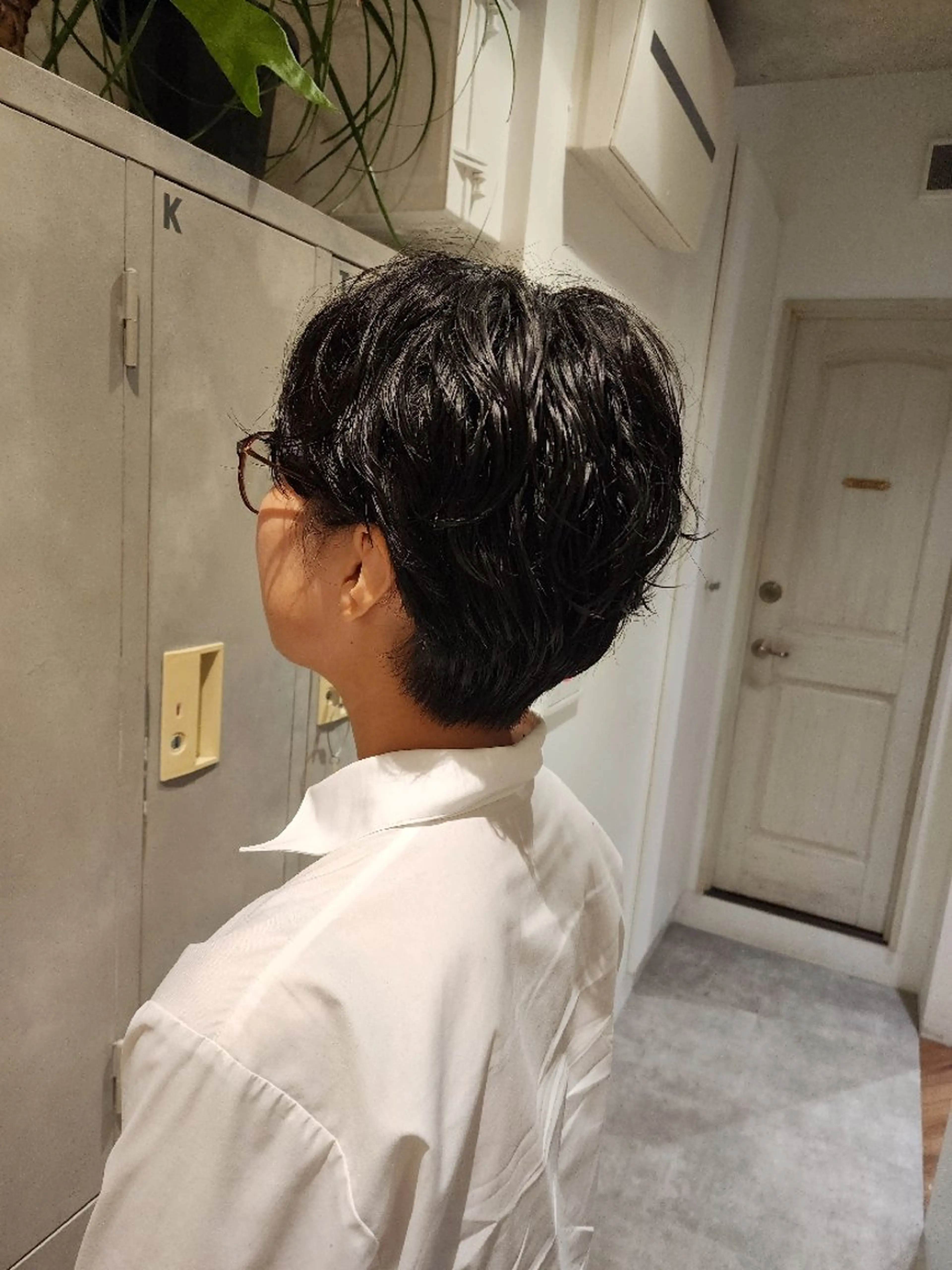 ショート パーマ 井川和哉 ハイトーン／透明感のヘアスタイル