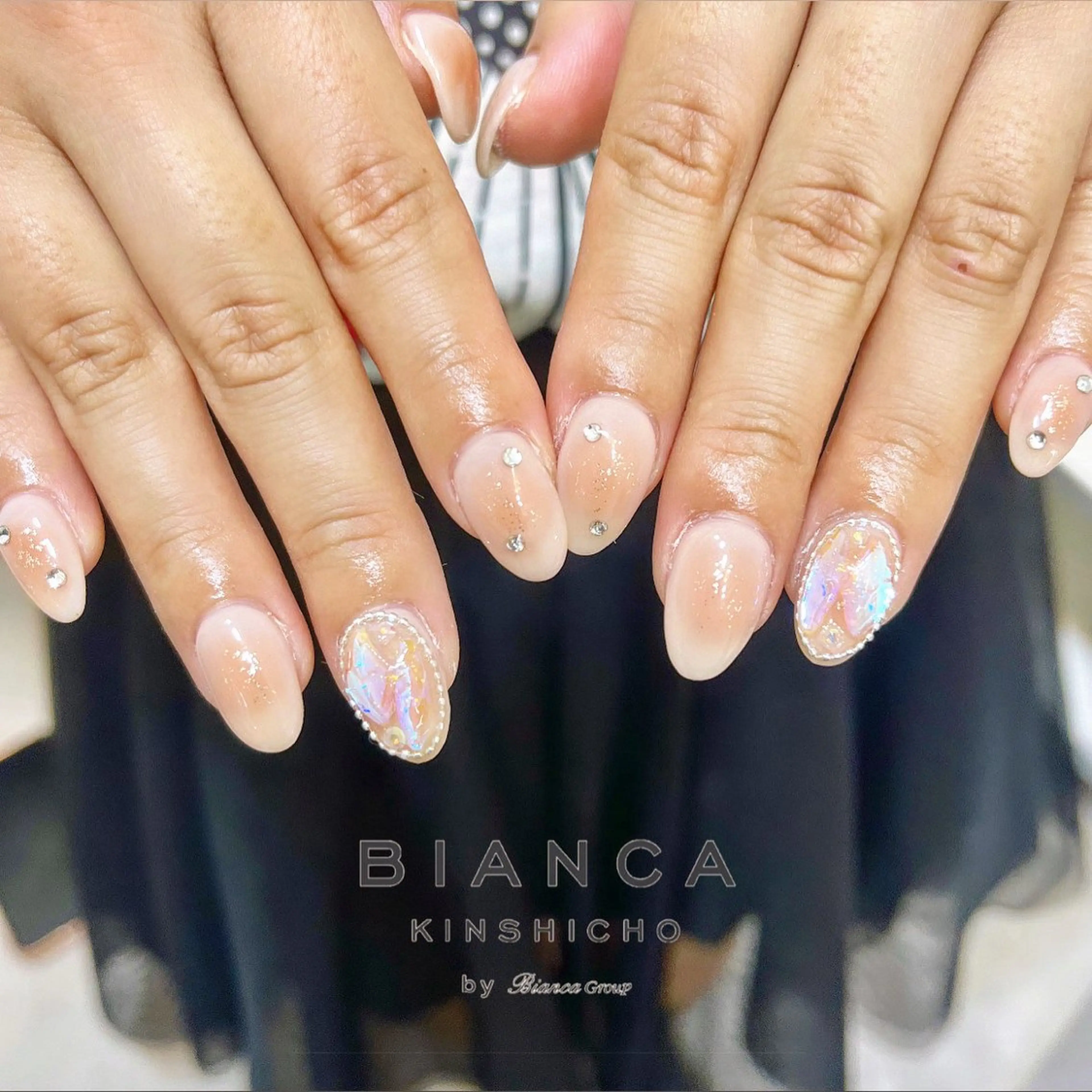 ネイル One’Ness Nana🤍のネイルデザイン