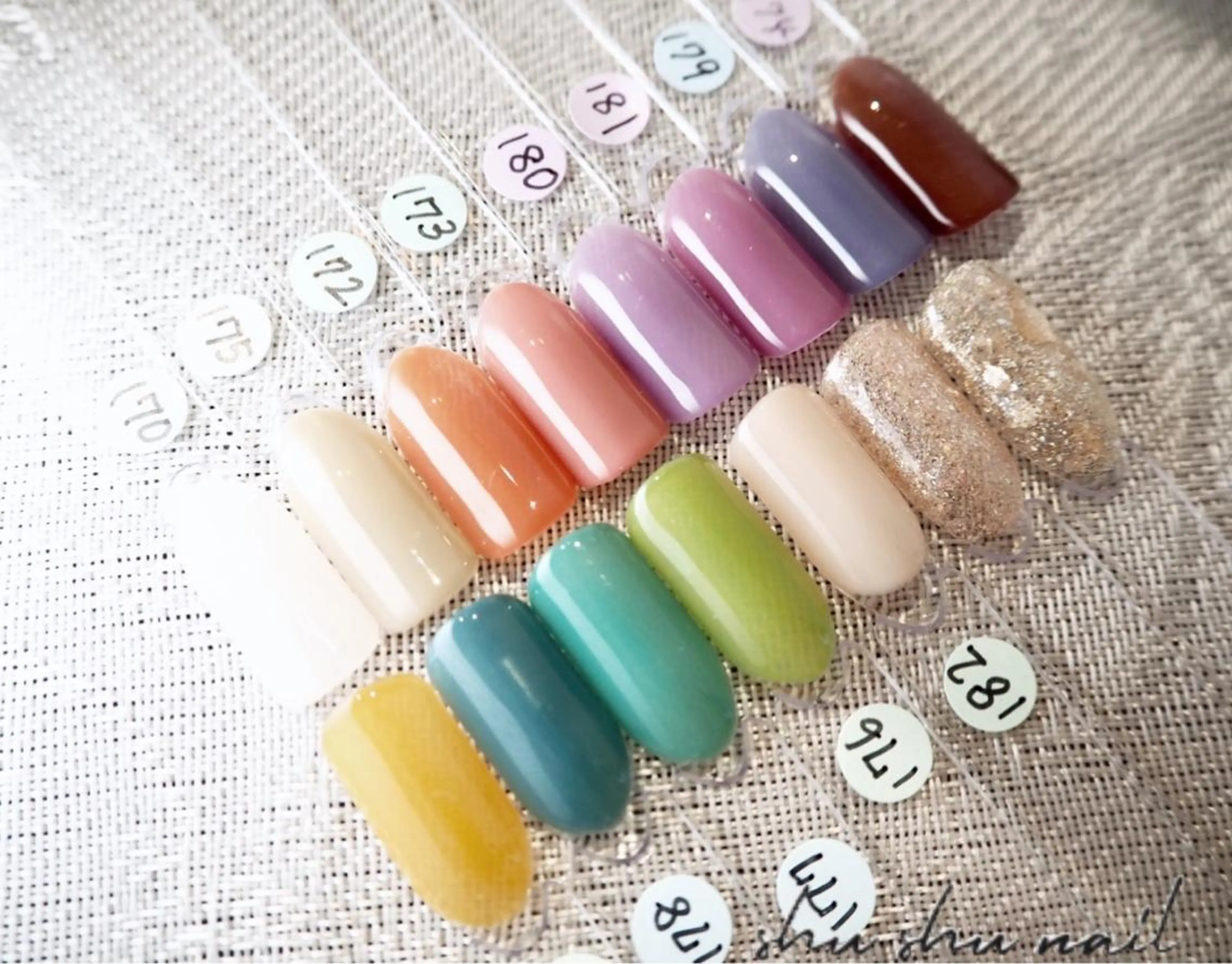 2/2限定！爪育ケア付き！1ヶ月長持ち☆うるつやジェルワンカラーの写真