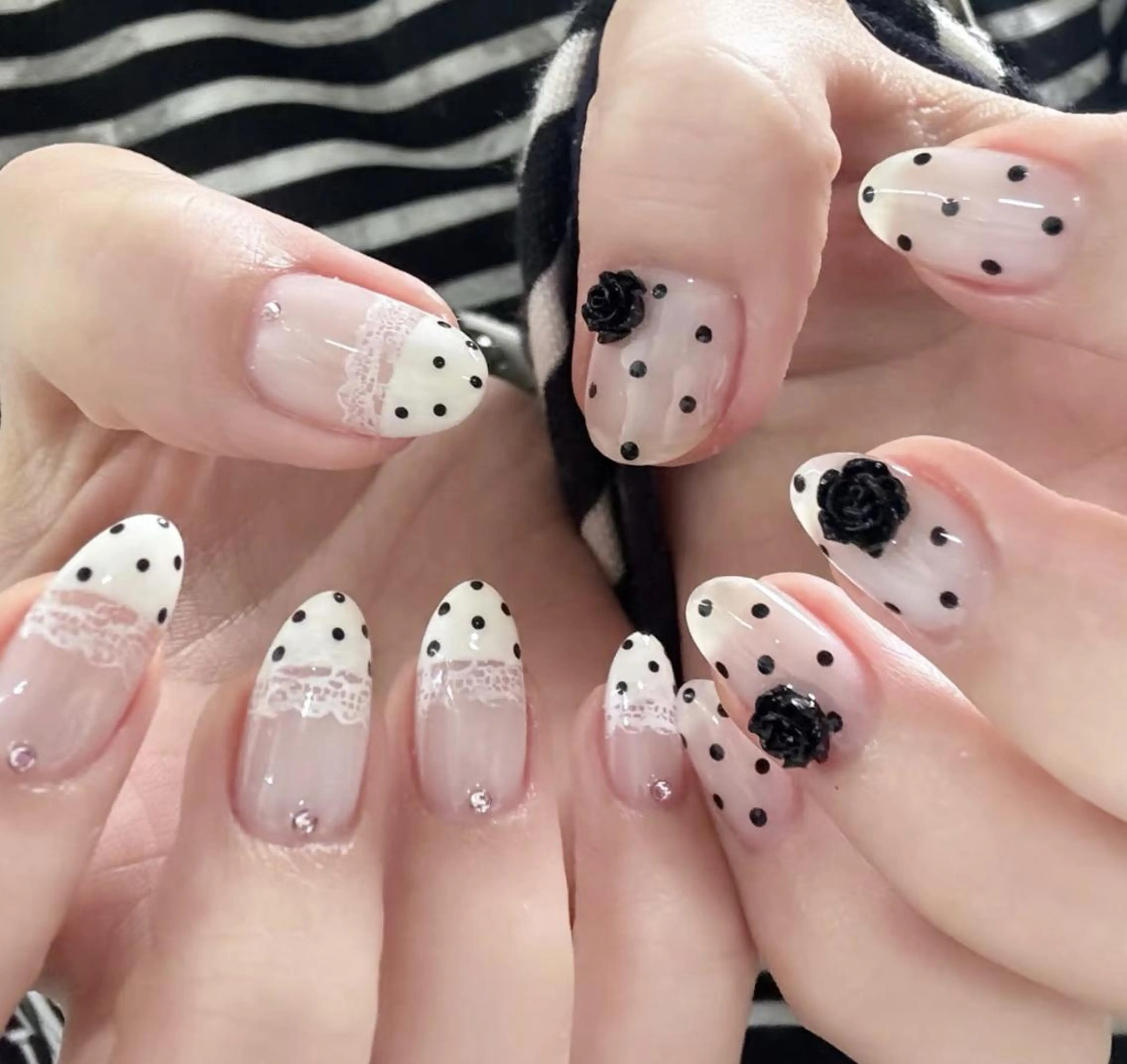 ネイル ハンドネイル ハンドケア 🍑 momo_nailのネイルデザイン