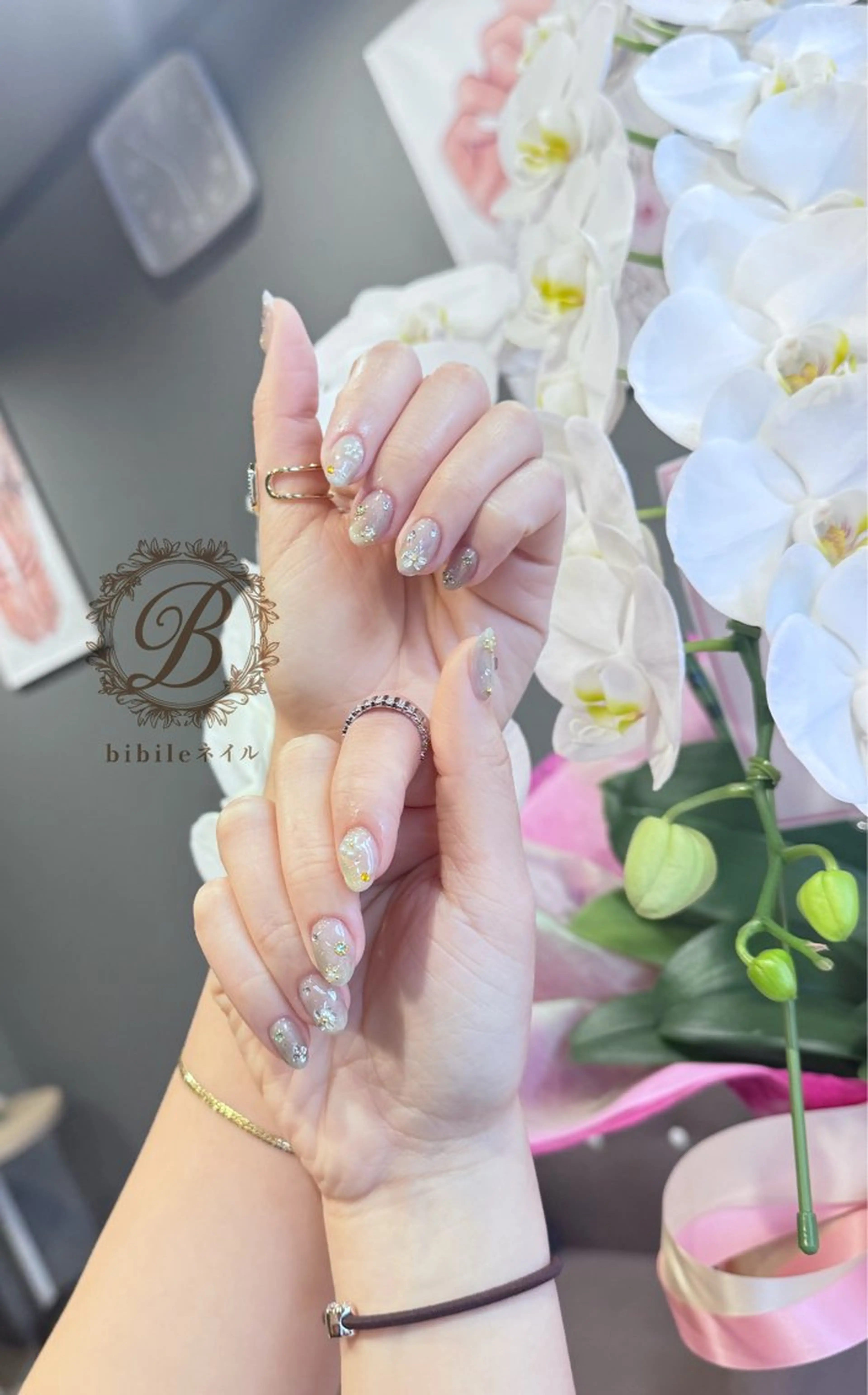 ネイル ハンドネイル 島尻 ユインのネイルデザイン