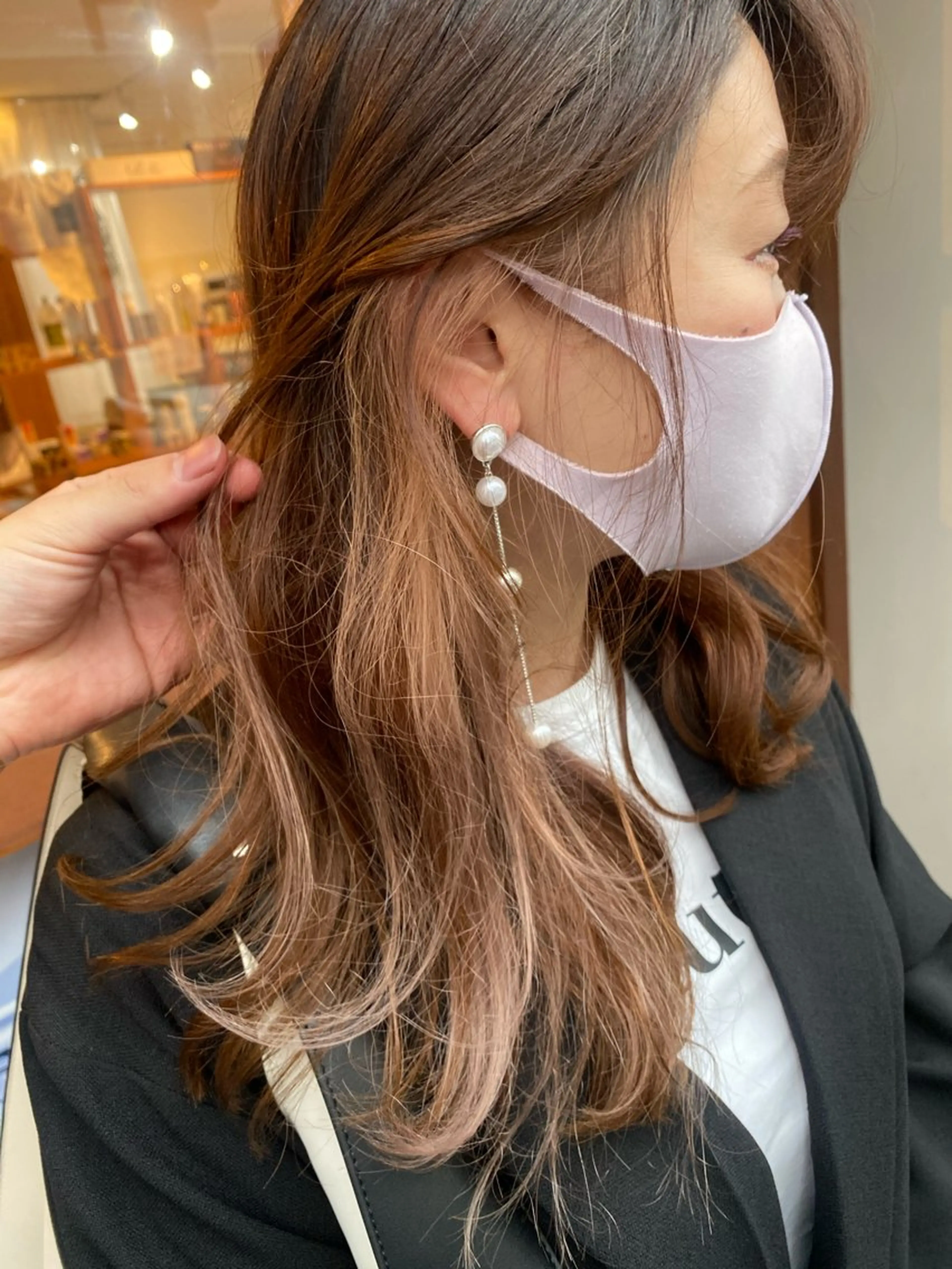 セミロング カラー ベージュカラー イヤリングカラー カット 縮毛矯正 縮毛矯正とレイヤー カット/杉村凜汰郎のヘアスタイル