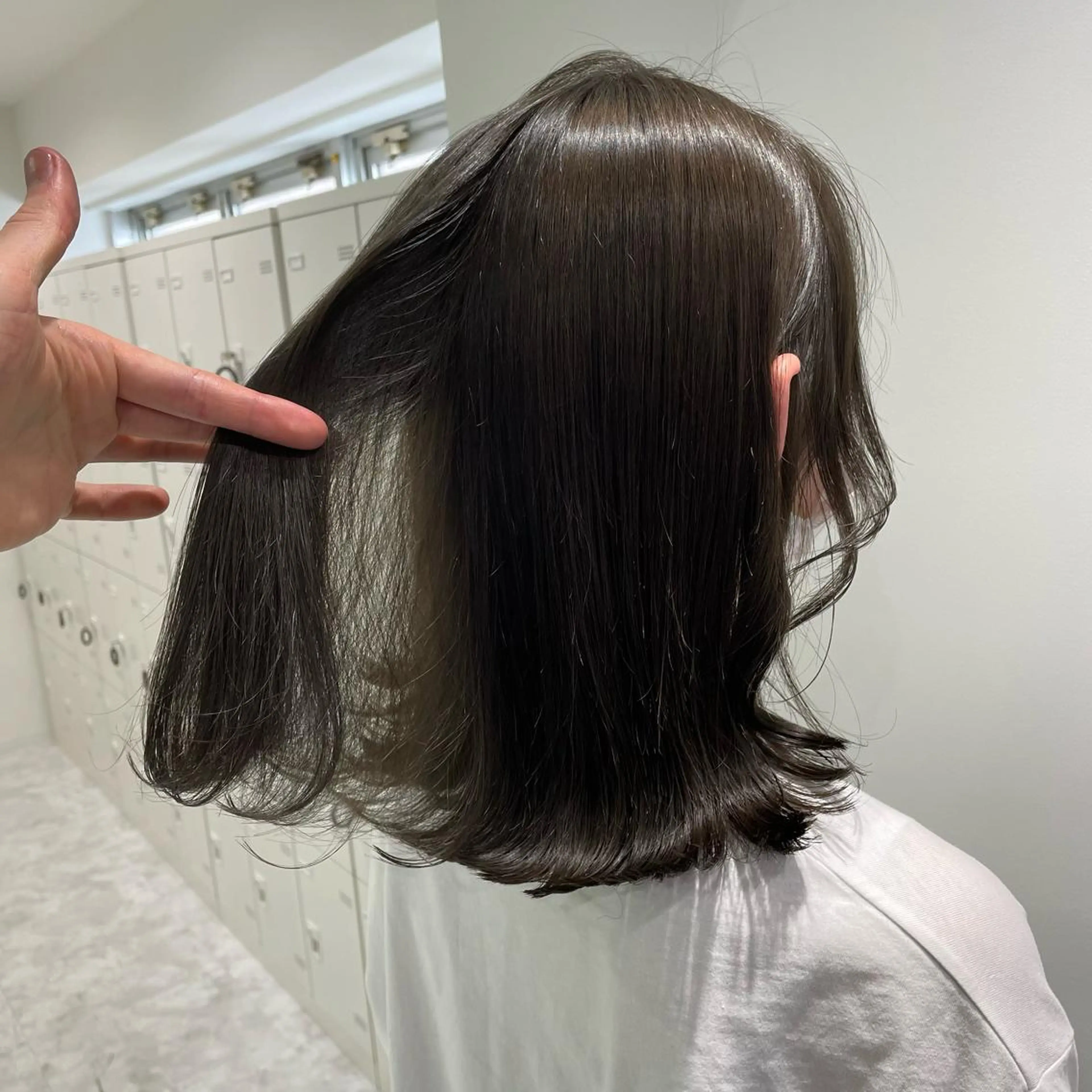 セミロング カラー ネイル マツエク・マツパ 韓国風ベージュ🤎 赤みなし🌿横浜🤎のヘアスタイル