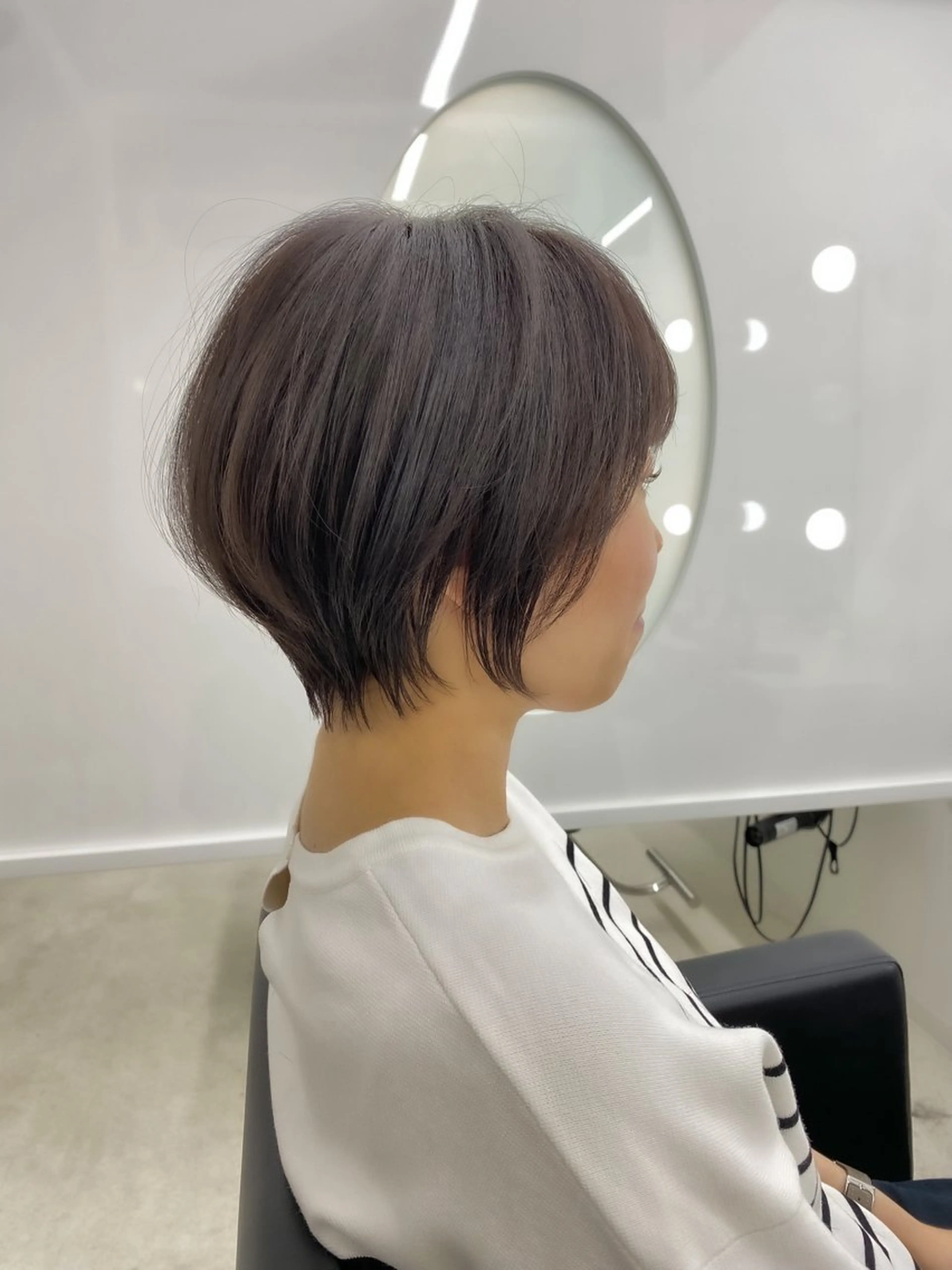 ショート 切りっぱなしボブ ショートボブ 丸みショート アッシュ ボブ 【Zina札幌】 宮腰一磨のヘアスタイル