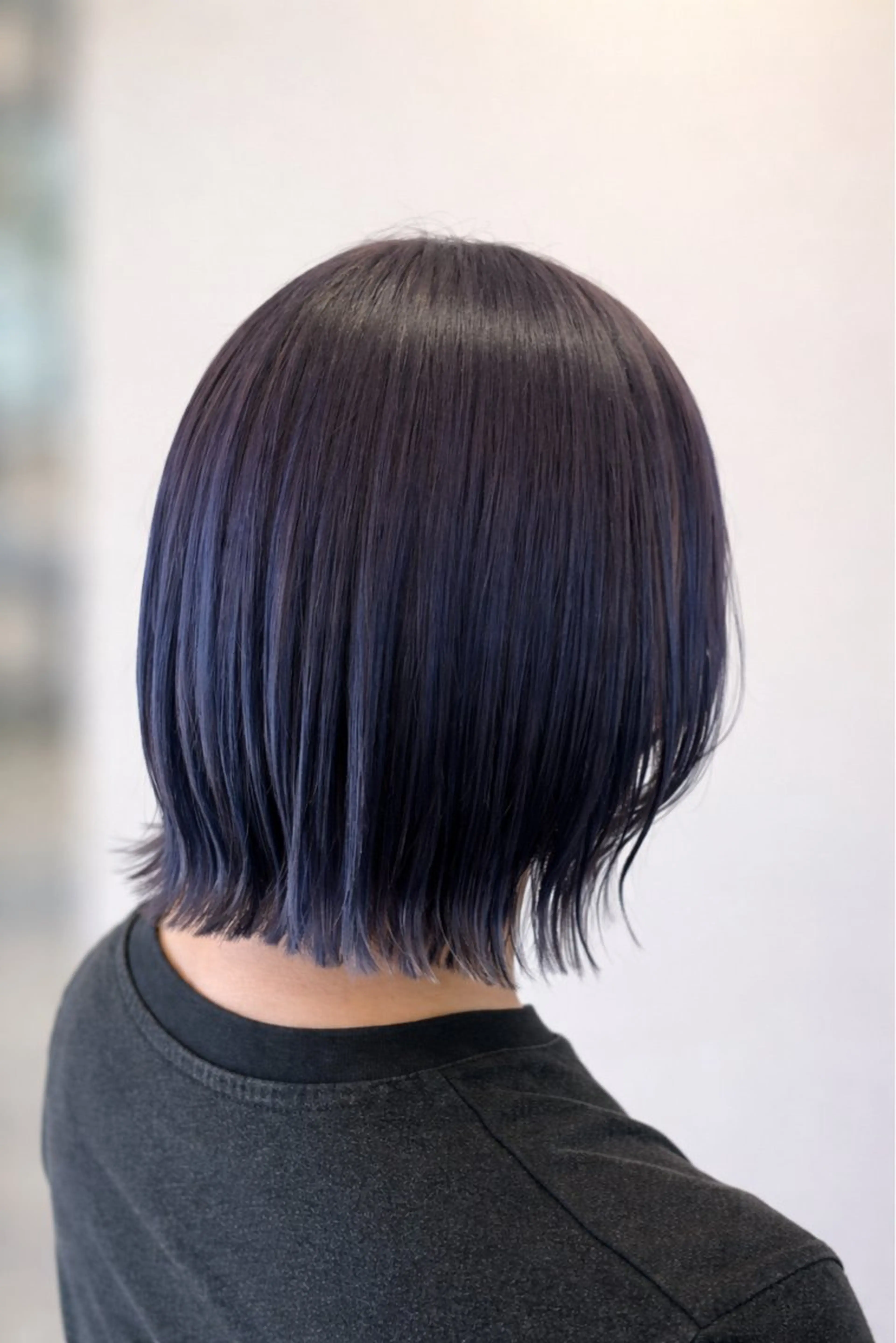 カラー アッシュ ブリーチ 透明感カラー ラベンダーカラー ラベンダーアッシュ ヘアカラー トリートメント 佐野 悠のヘアスタイル