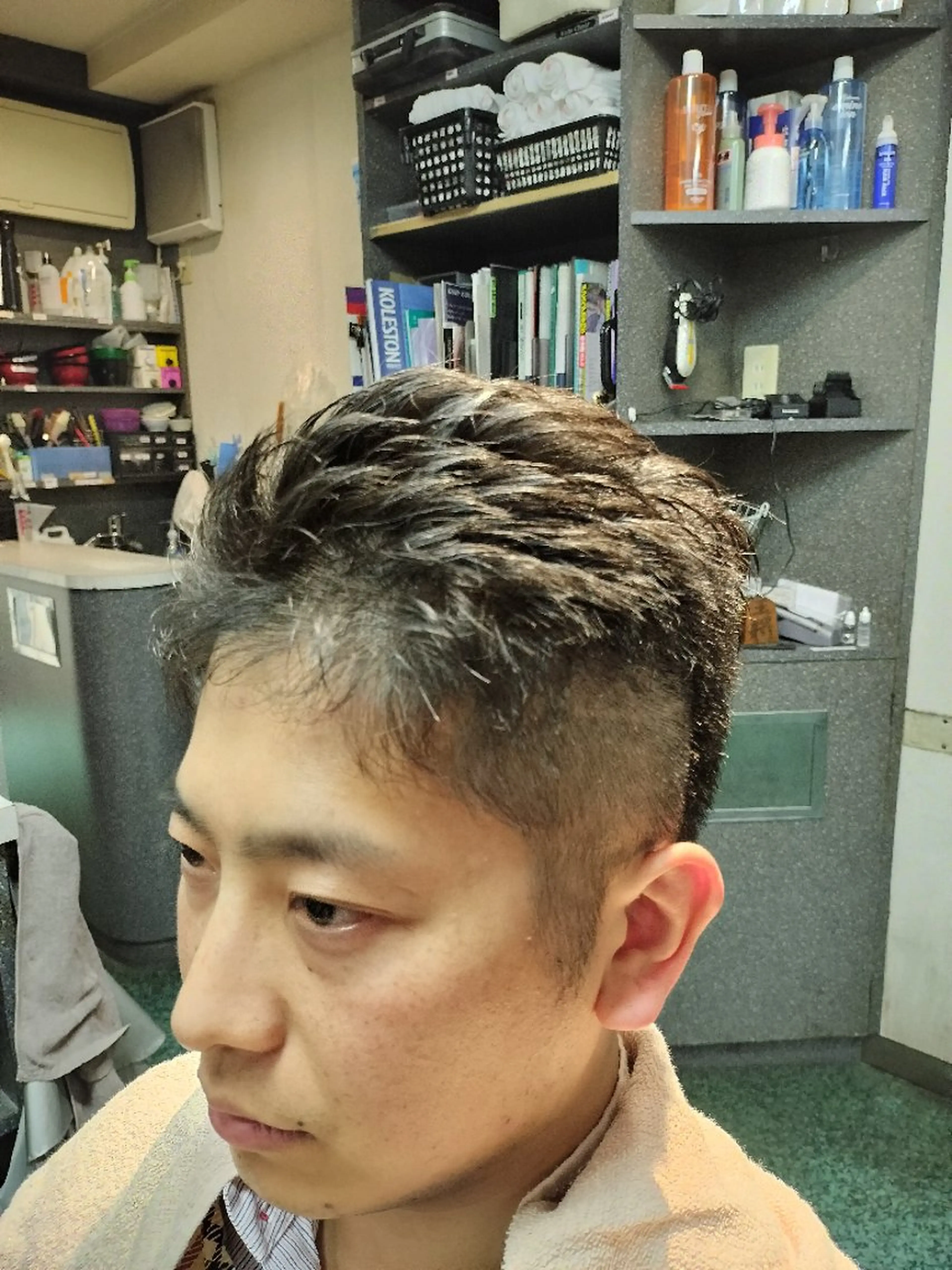 ショート 大沼 達郎のヘアスタイル