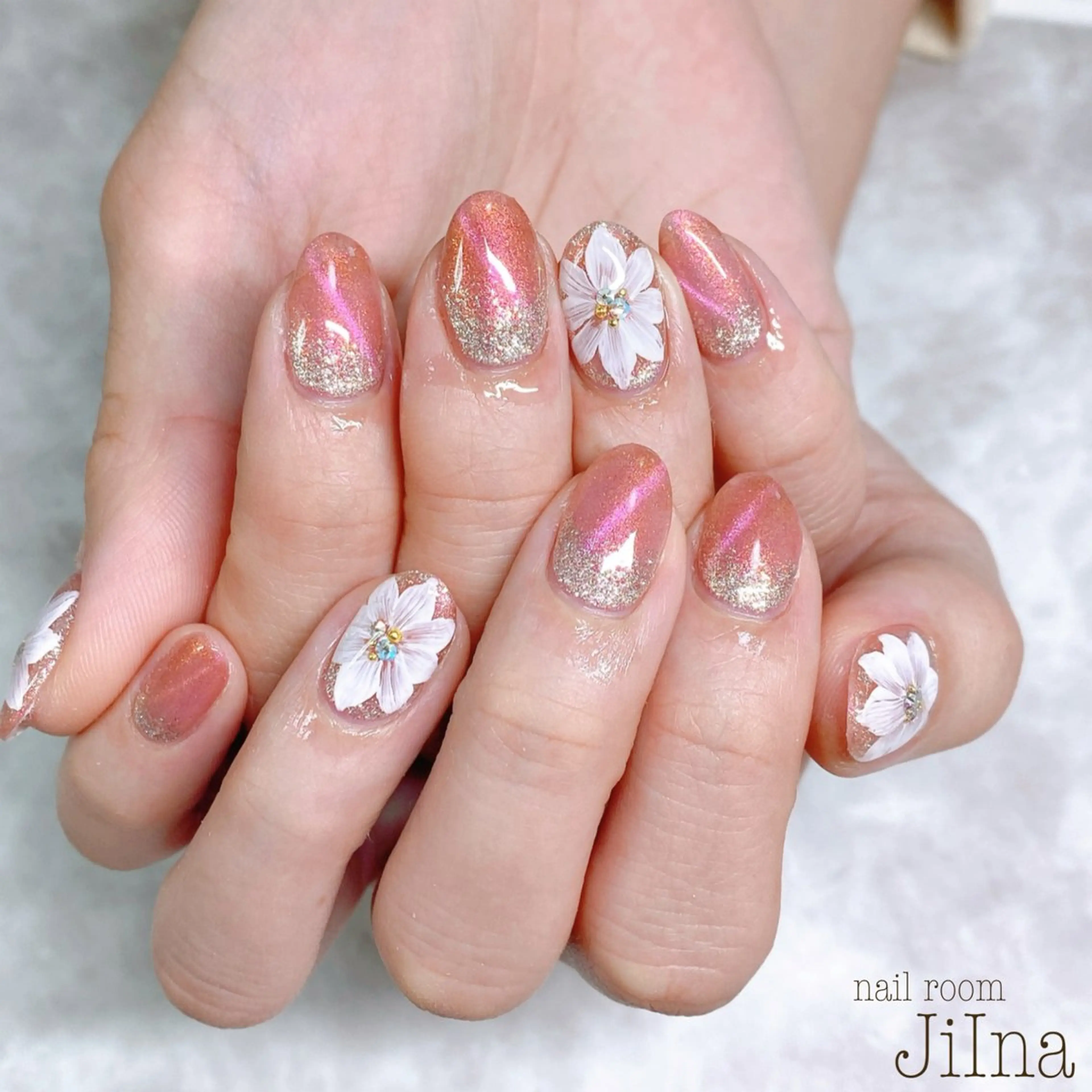 ネイル JiIna nailのネイルデザイン