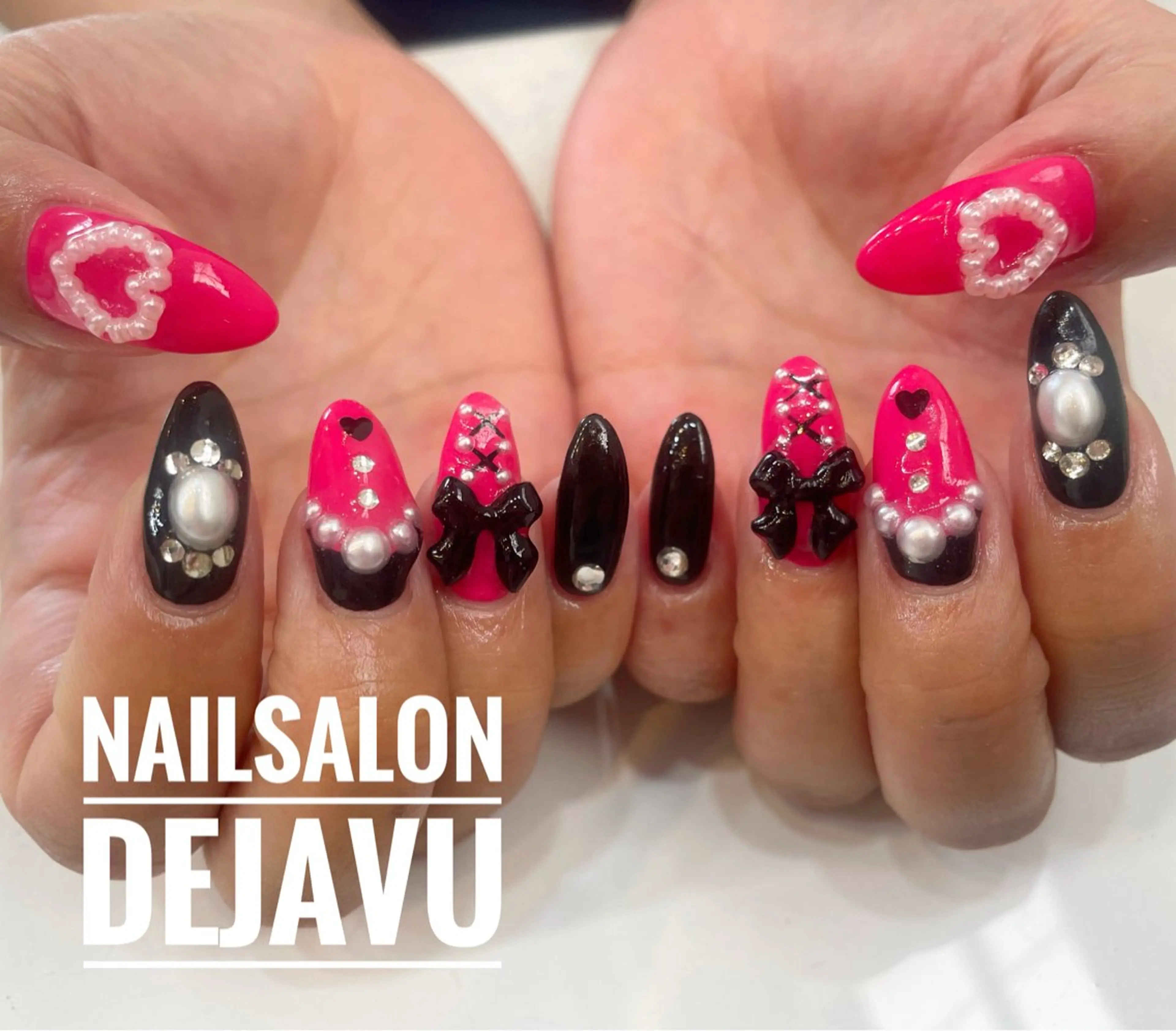 ネイル 持ち込み ストーンネイル ハンドネイル Dejavu所属・Nail salon Dejavu 🌿のネイルデザイン