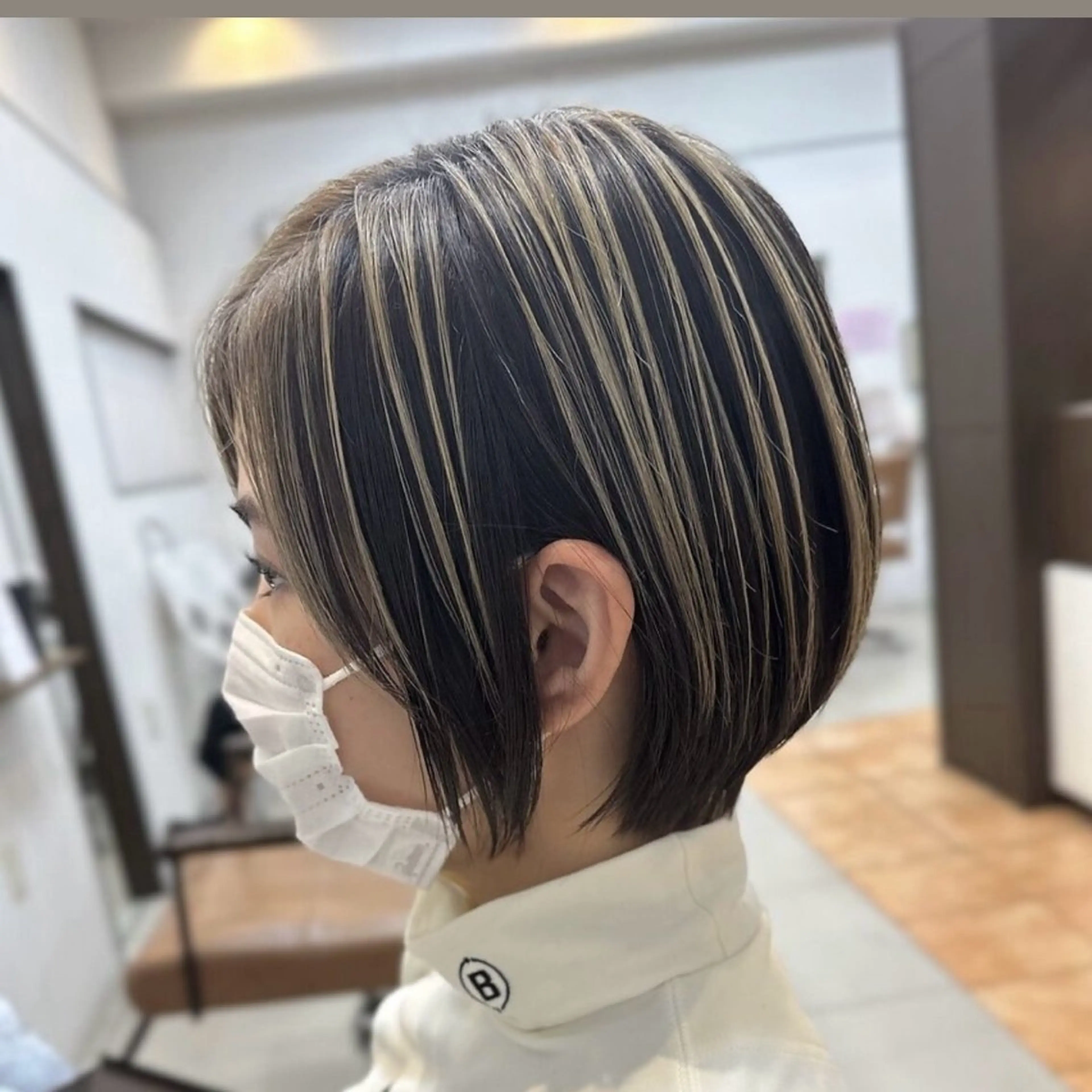 ショート カラー 藤田 祥平のヘアスタイル