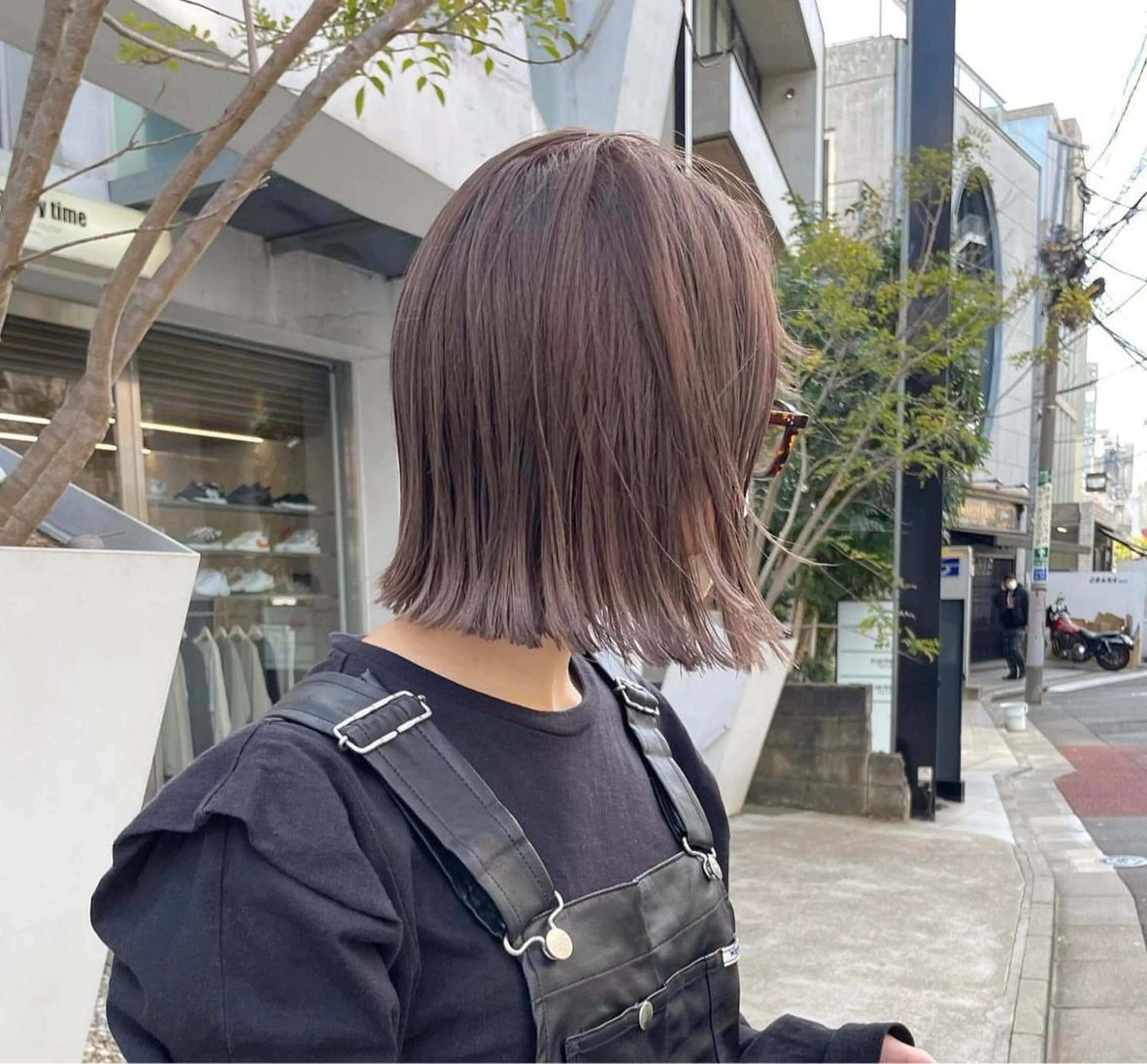 🌷2回目以降のご来店の方向け 🌷透明感✨ケアカラー+プレミアムトリートメント🥣の写真