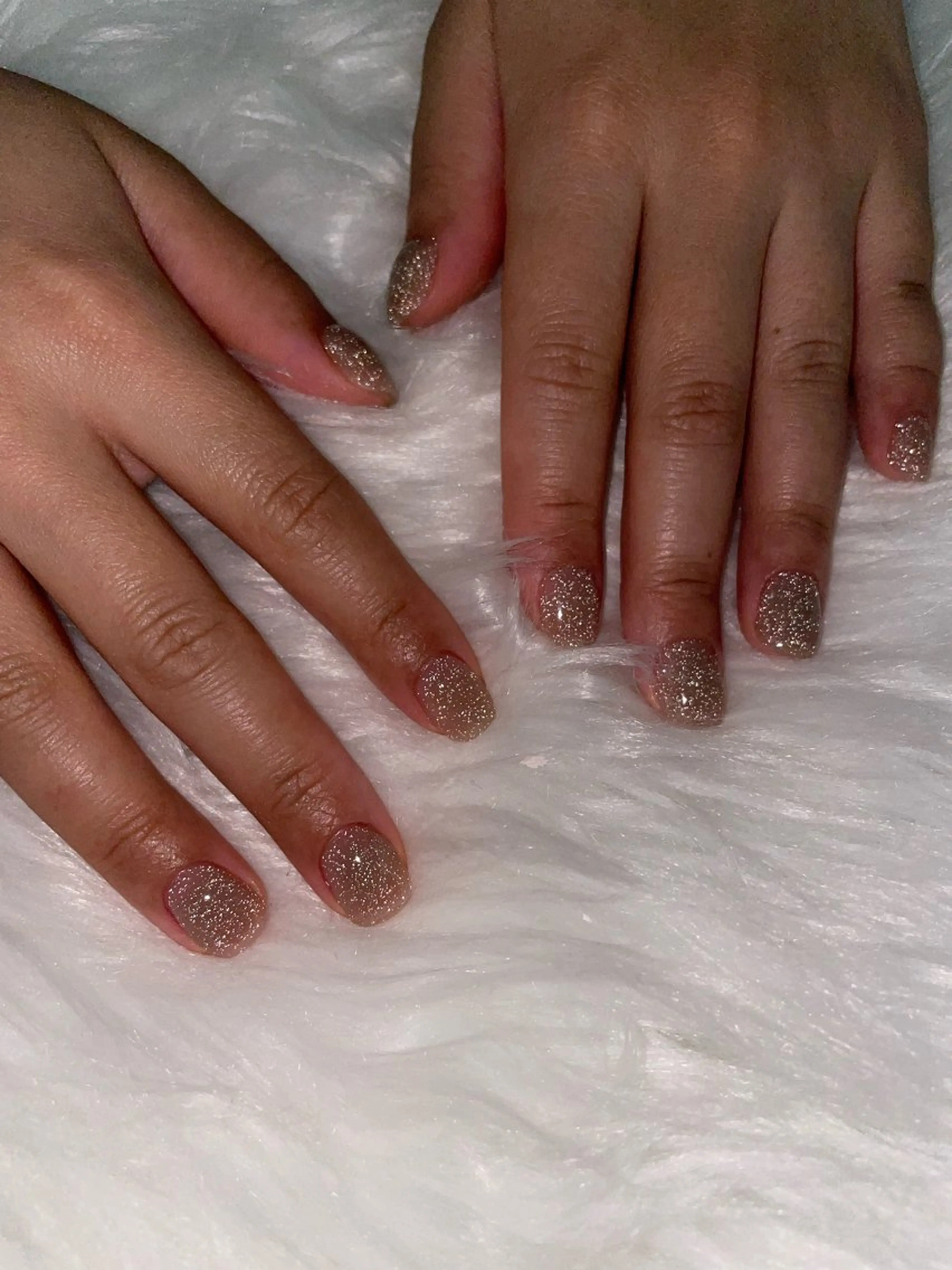 ネイル フラッシュネイル ラメ(グリッター) ワンカラーネイル スカルプネイル 100＋大鳥居店 MIKAの眉毛・アイブロウイメージ