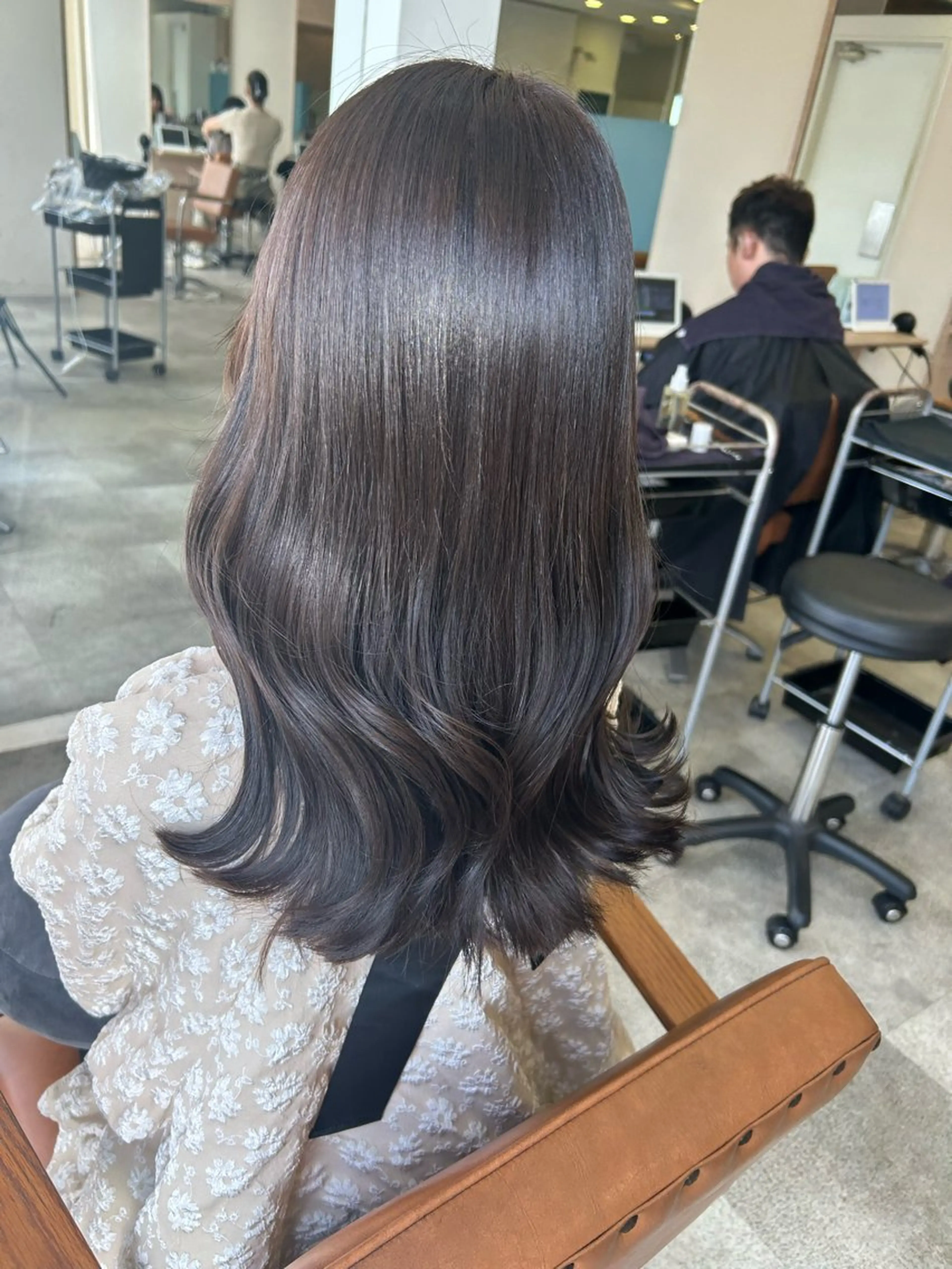 セミロング ヘアカラー レイヤー/ 透明感カラー/チナツのヘアスタイル