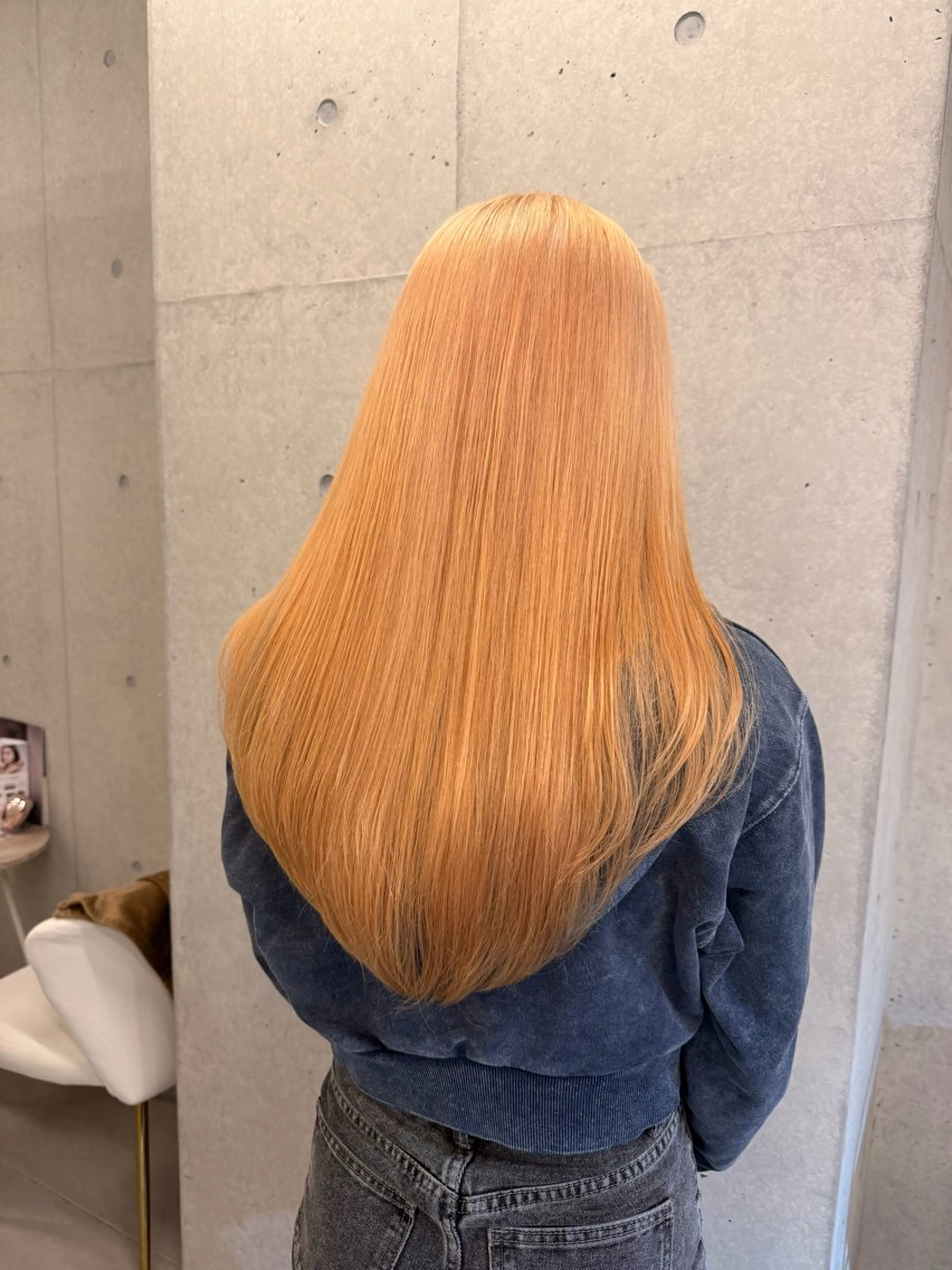 ロング カラー ヘアカラー トリートメント RINA .のヘアスタイル