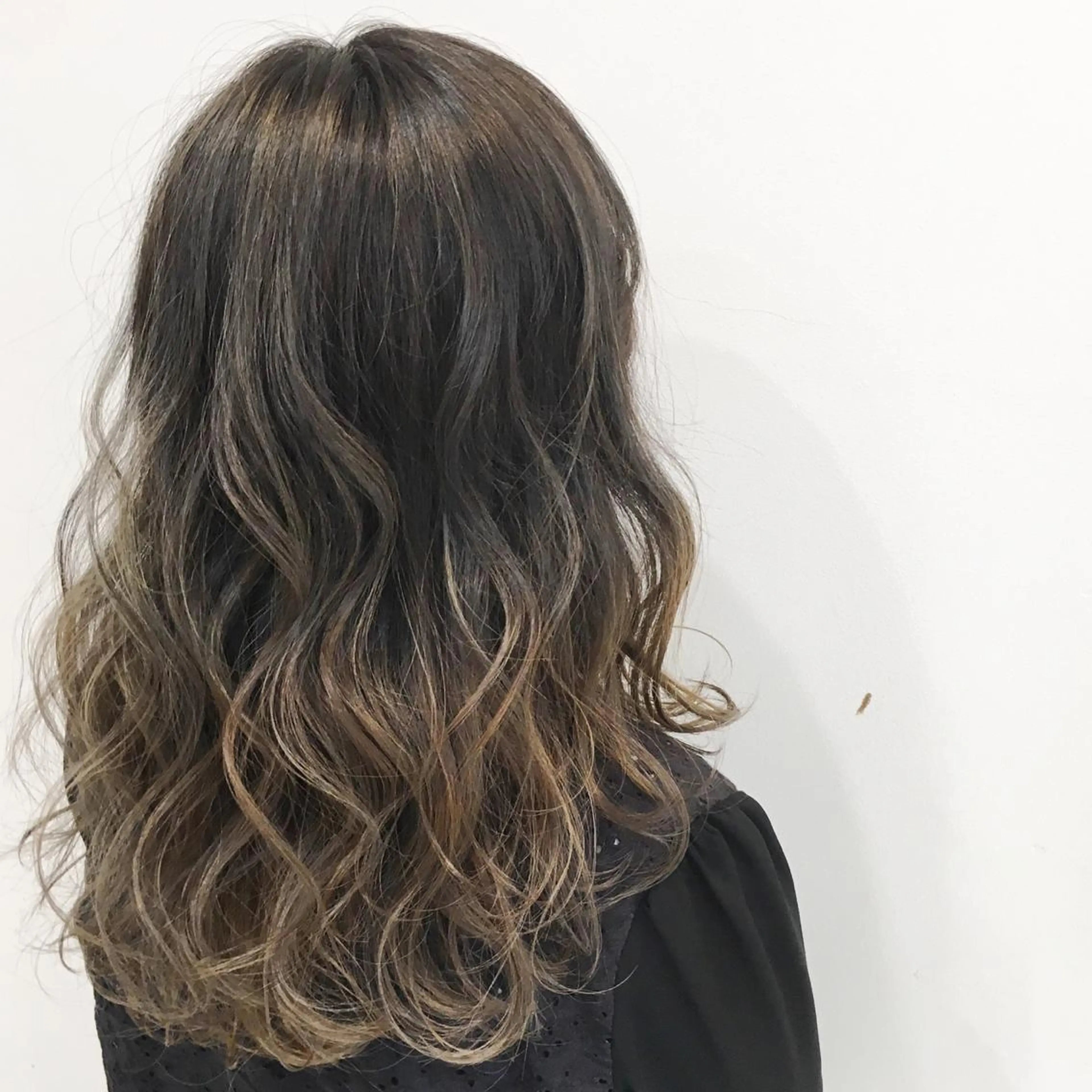 ロング ✨ハイトーン✨ 濱田知孝のヘアスタイル