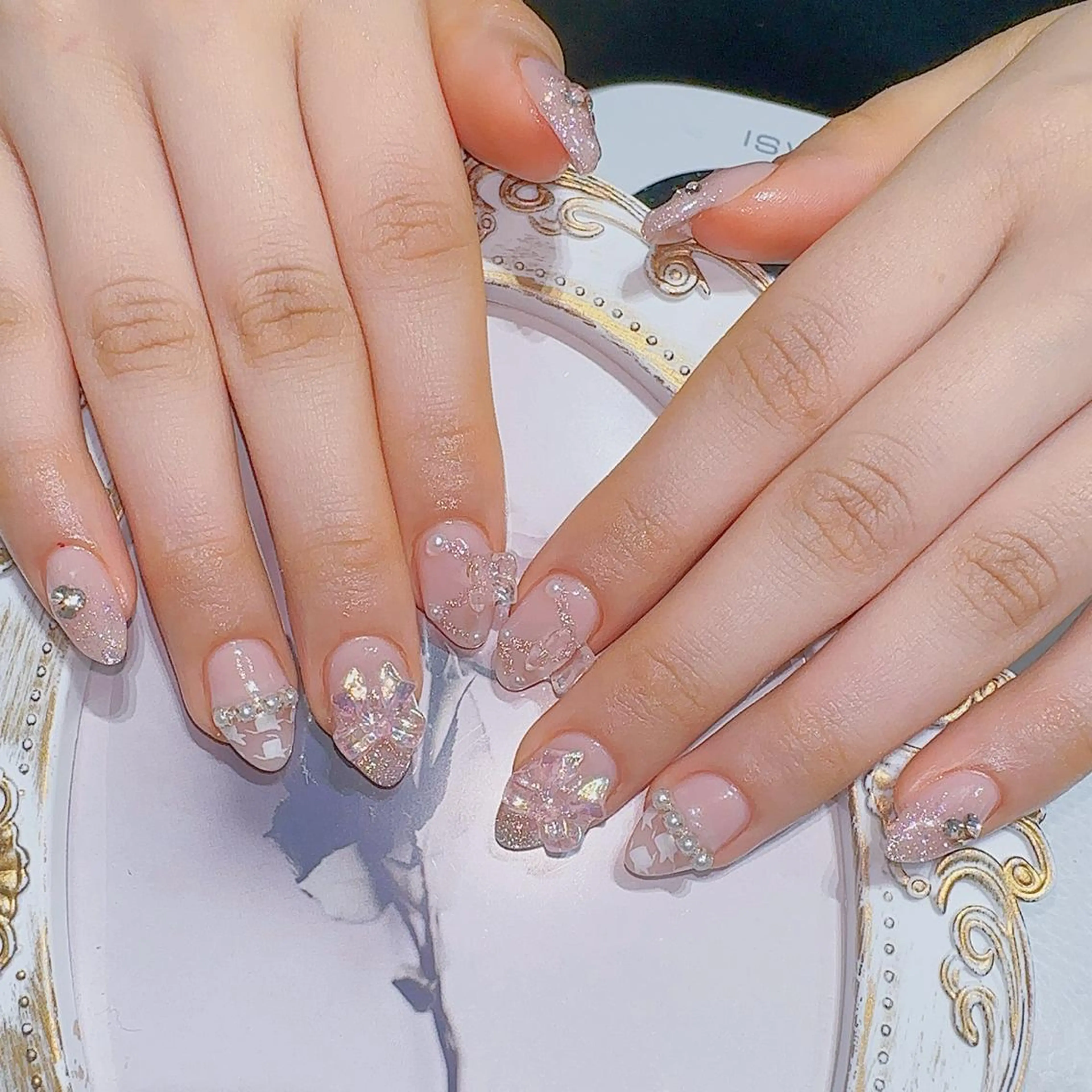 ネイル ハンドネイル Queens momoのネイルデザイン