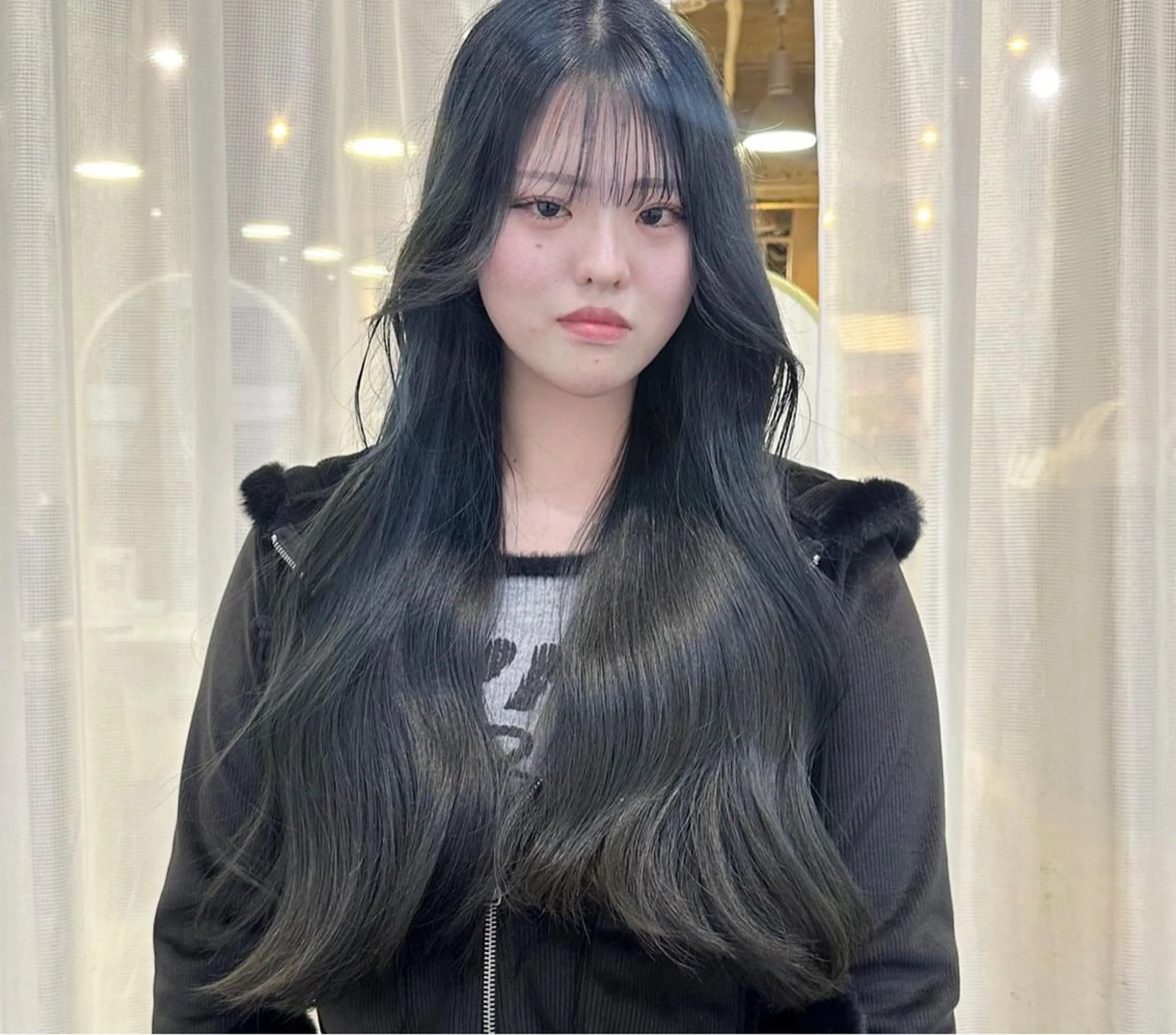 ロング カラー 🫧🇰🇷韓国ヘア レイヤー🐺Yutaのヘアスタイル