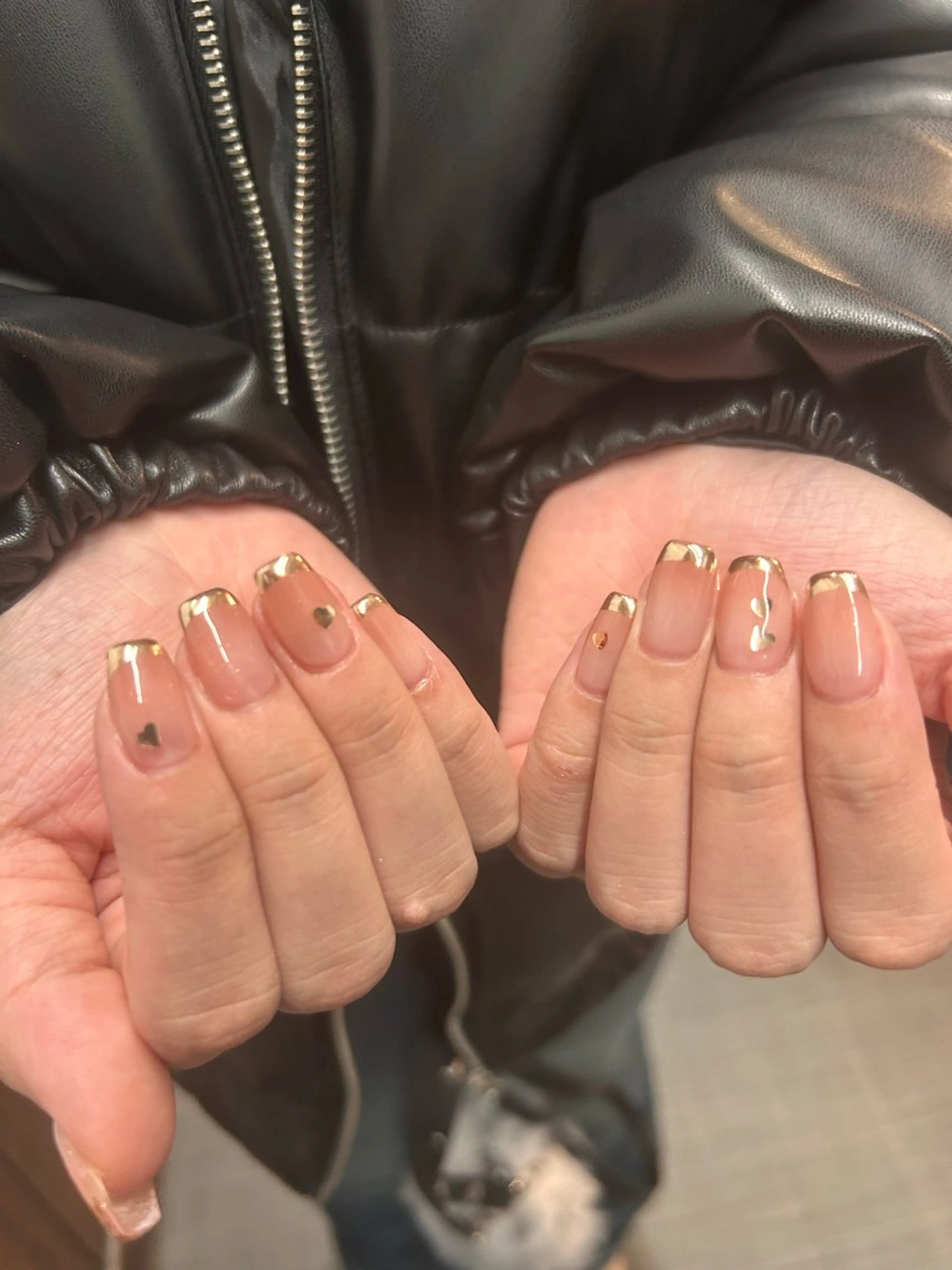 ネイル ハンドネイル EmaNail🎀 Haaruのネイルデザイン